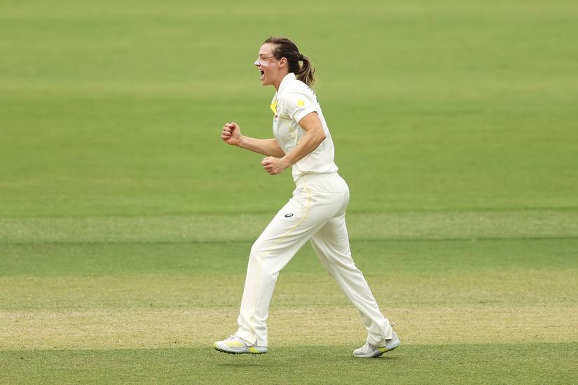 Ellyse Perry: The ex football star turned cricket legend