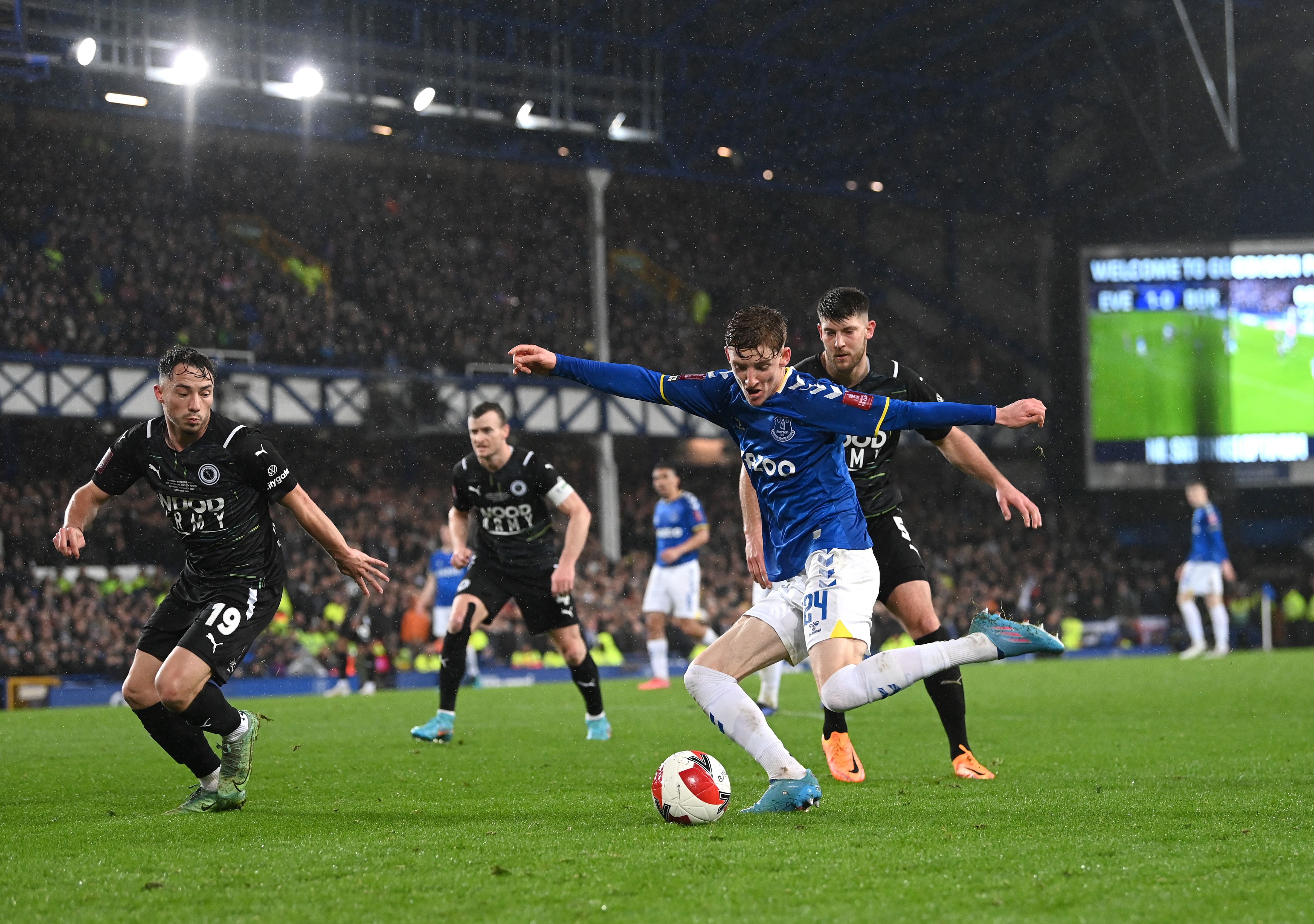 Anthony Gordon of Everton in action during the Emirates FA Cup Fifth Round match between Everton and Boreham Wood at Goodison Park