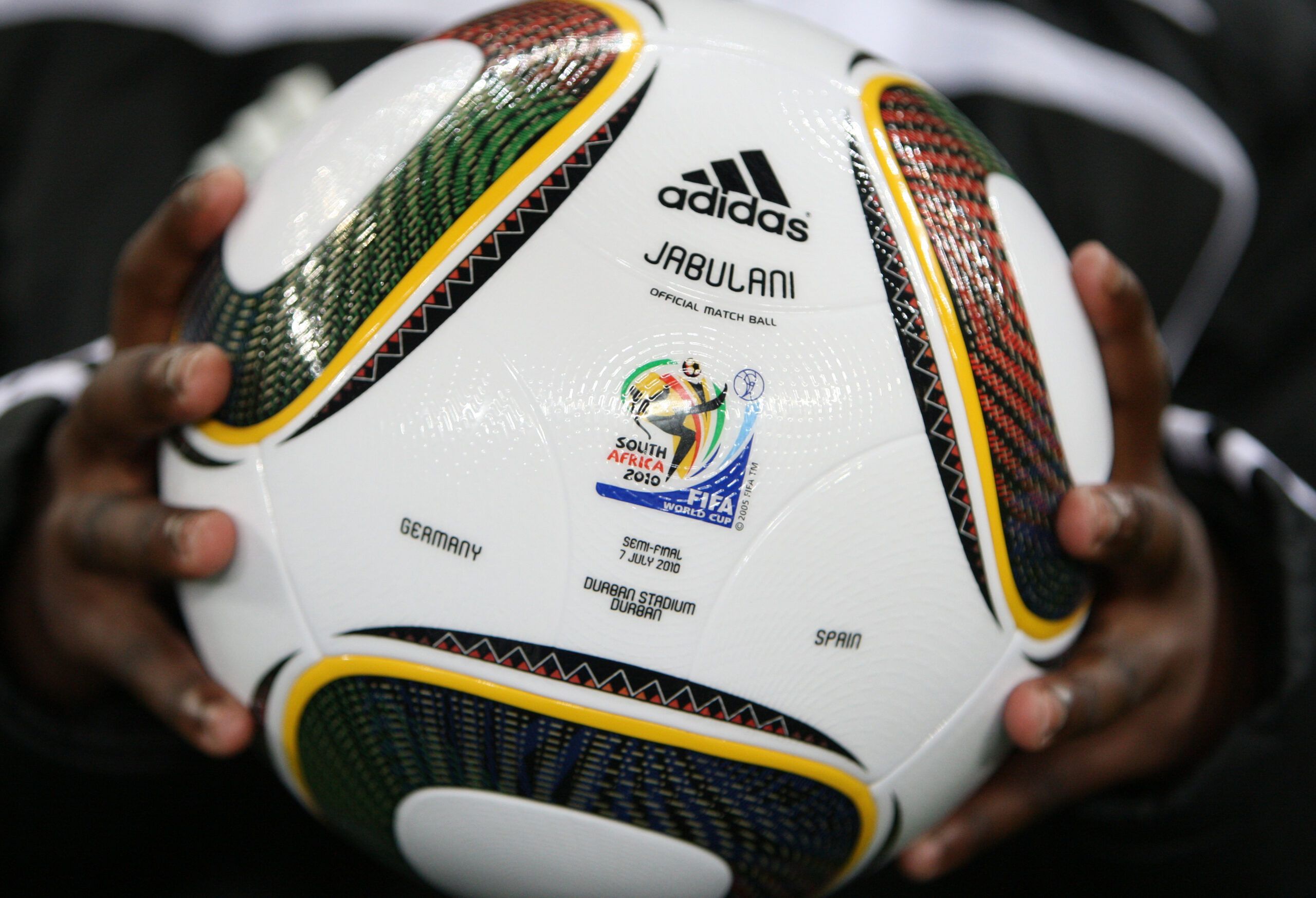 picar bosquejo Río Paraná World Cup: Footage of the Jabulani ball causing mayhem in 2010