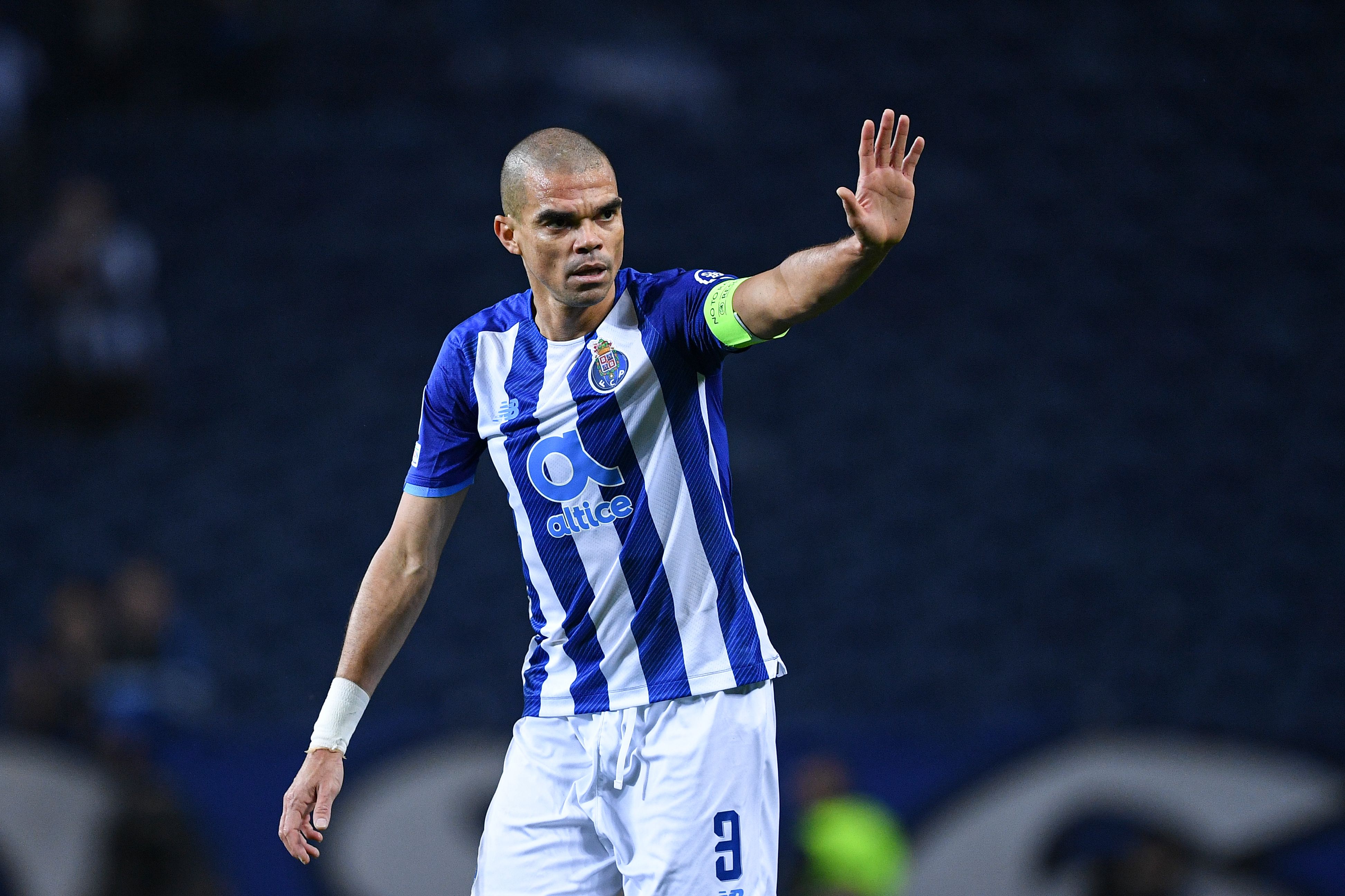 Pepe of FC Porto reacts during the UEFA Champions League group B match