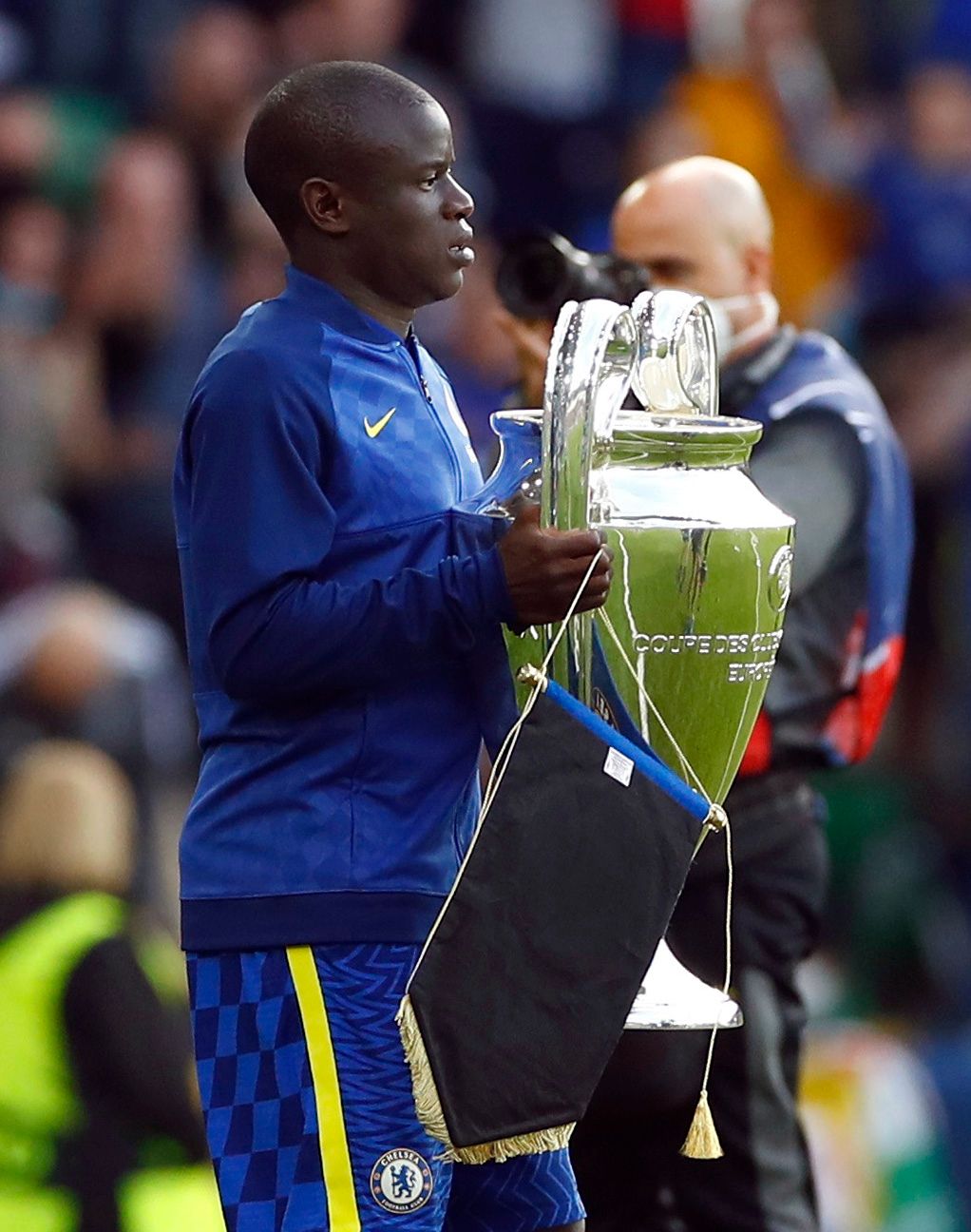 Chelsea's Kante with the Champions League trophy.