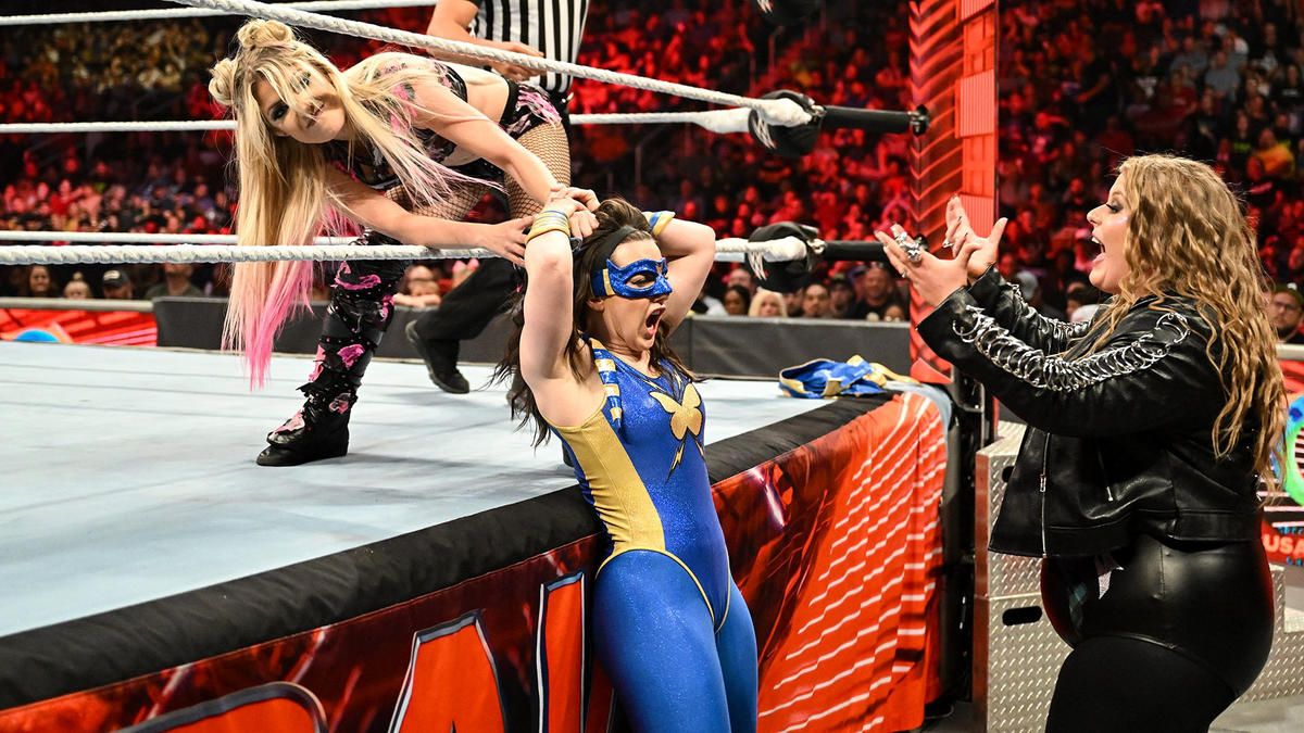 Alexa Bliss beat Nikki ASH on last night's episode of WWE Raw
