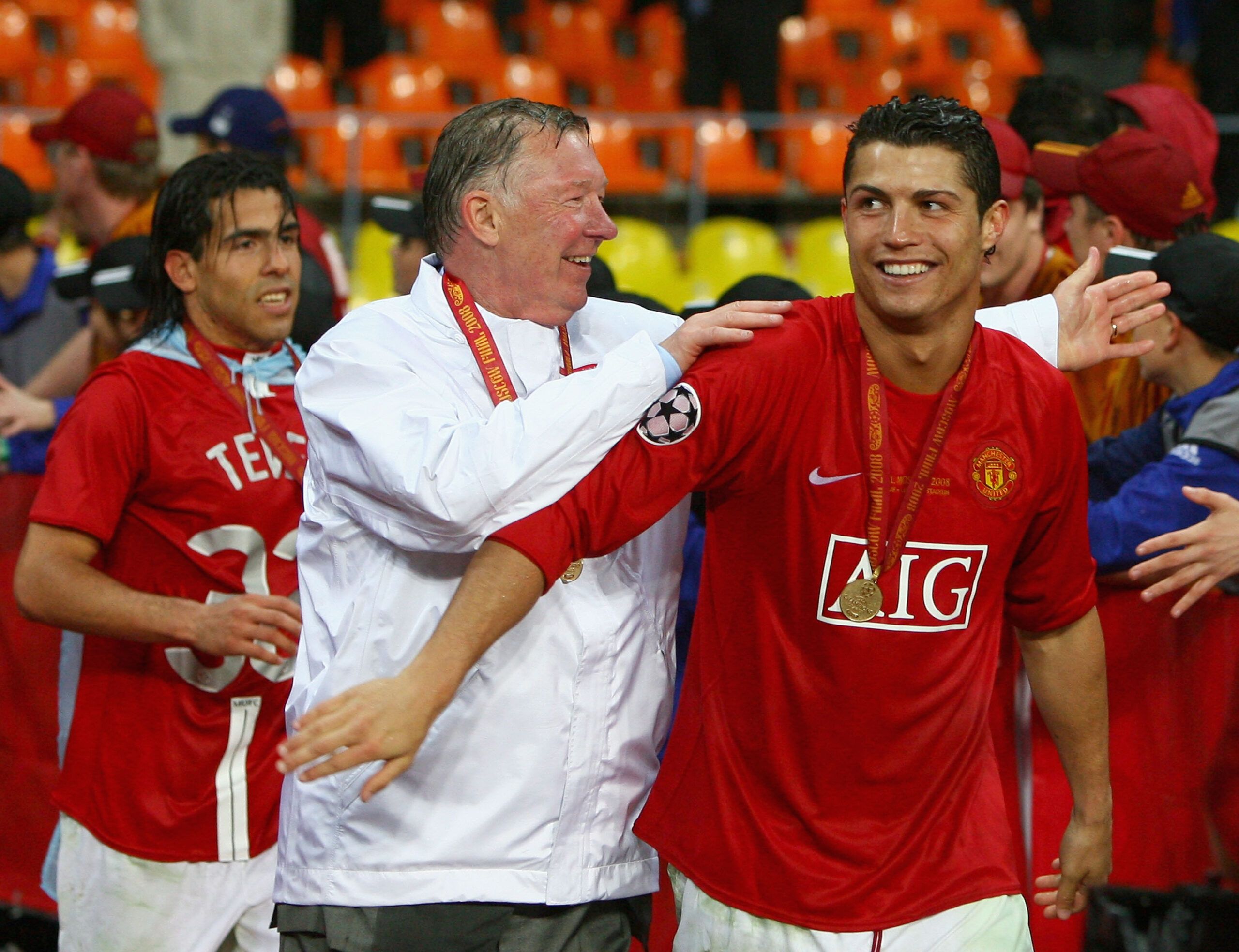 Sir Alex Ferguson celebrates with Cristiano Ronaldo 