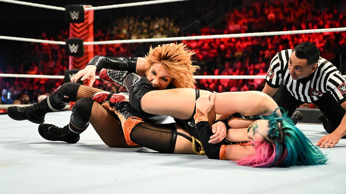Becky Lynch Asuka WWE Raw