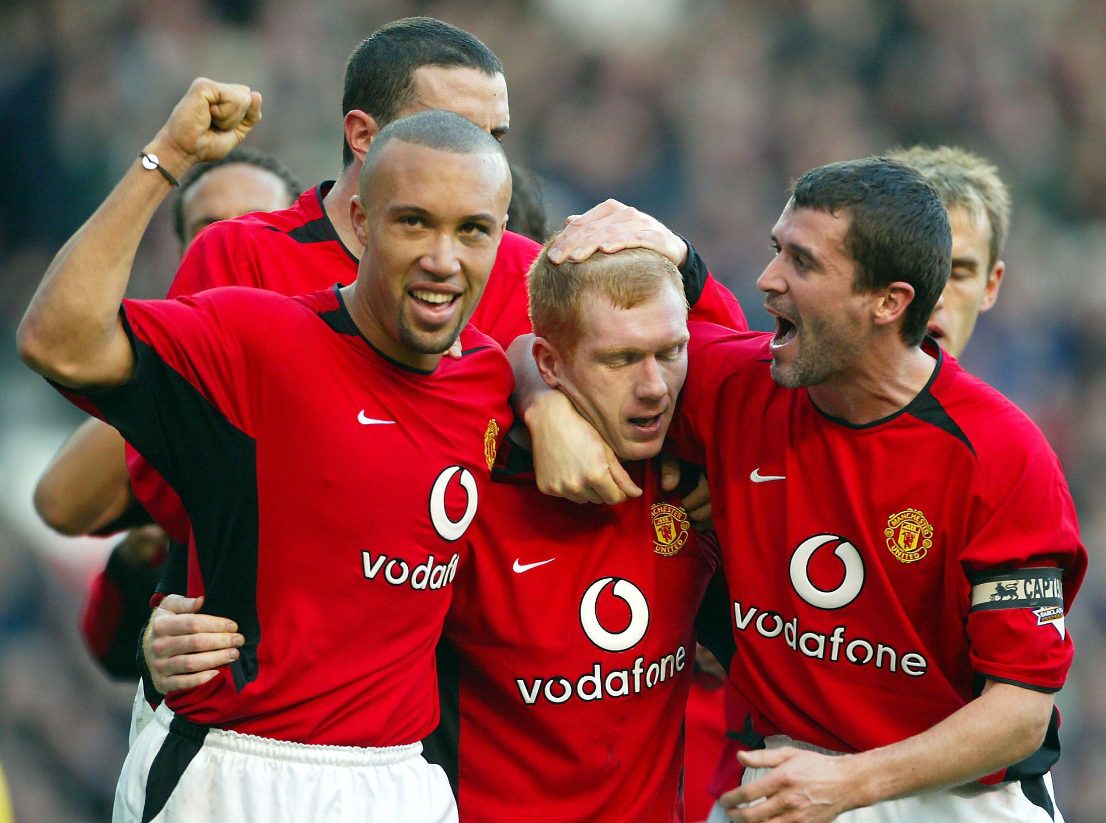 Mikael Silvestre has named his 'perfect XI' of former teammates &amp; it's unreal. Roy Keane and Paul Scholes feature.