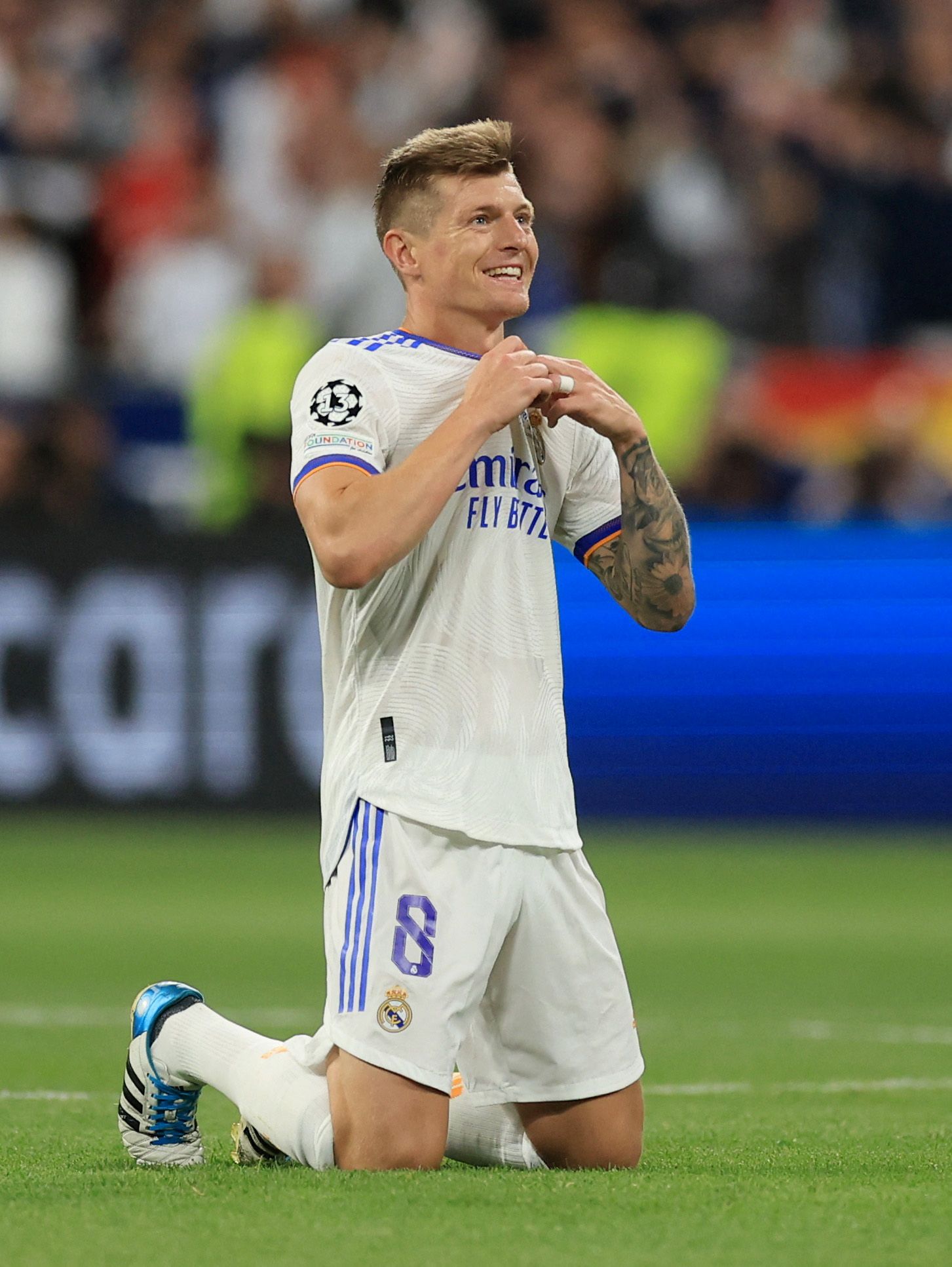 Toni Kroos celebrates a Real Madrid victory