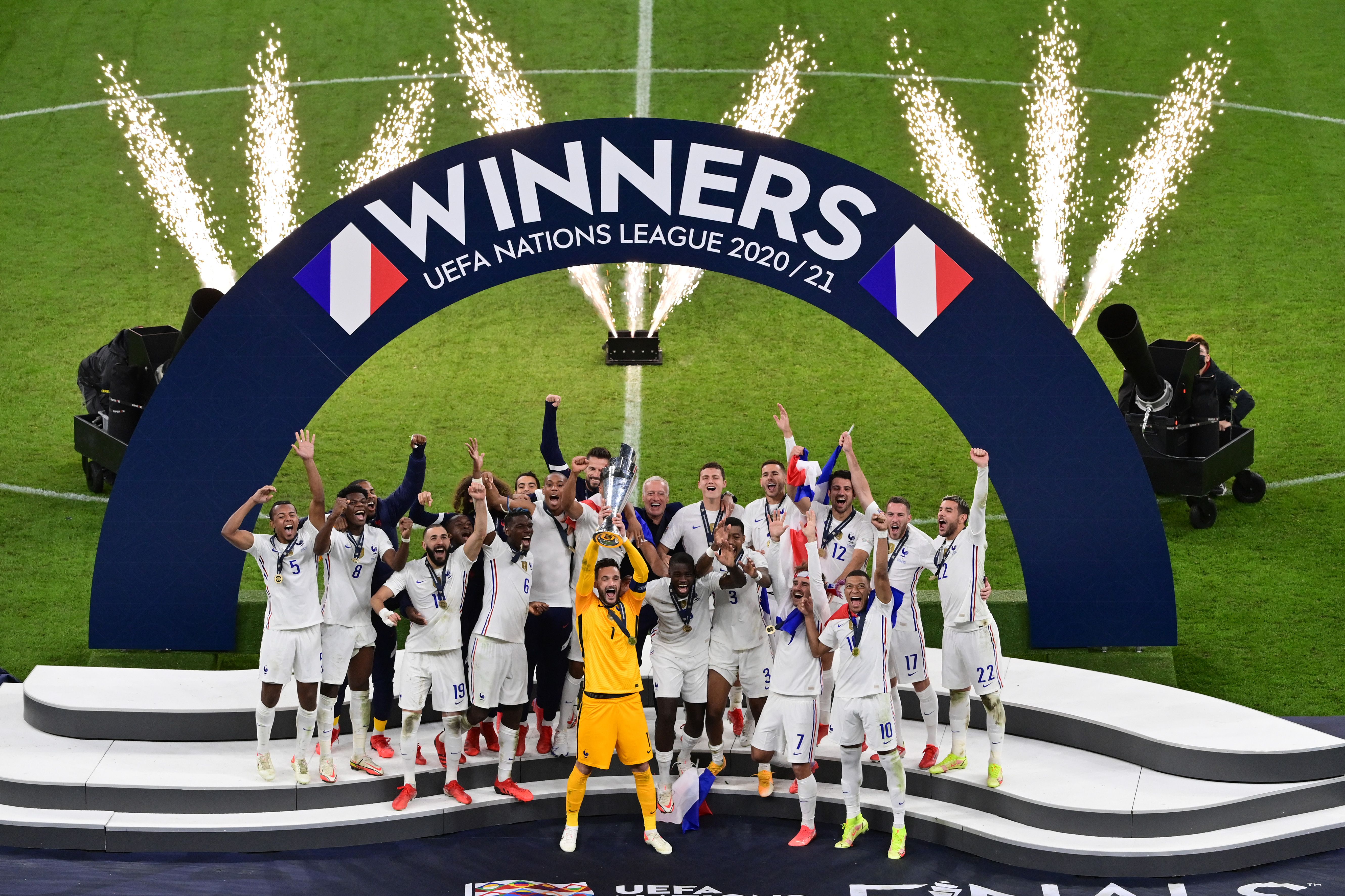 Hugo Lloris of France lifts the UEFA Nations League trophy