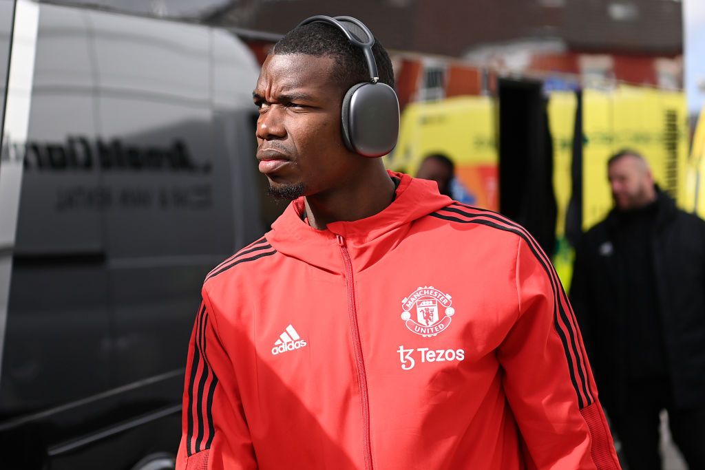 Manchester United fans slam Paul Pogba for branding £300,000-a-week  contract offer 'nothing' - Manchester Evening News