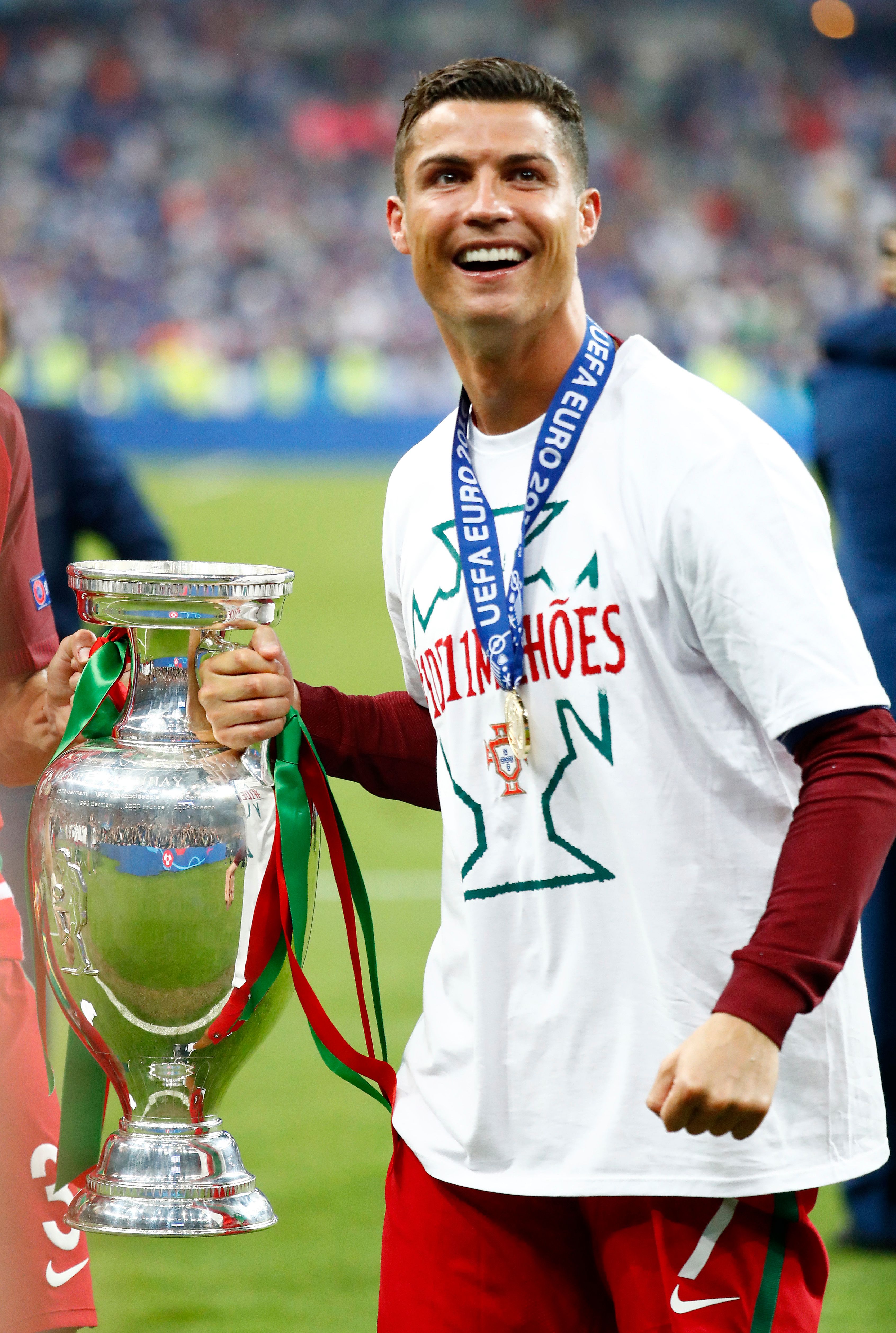 Portugal's Ronaldo celebrate.