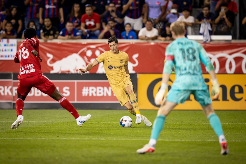 Robert Lewandowski in action for Barcelona vs New York Red Bulls