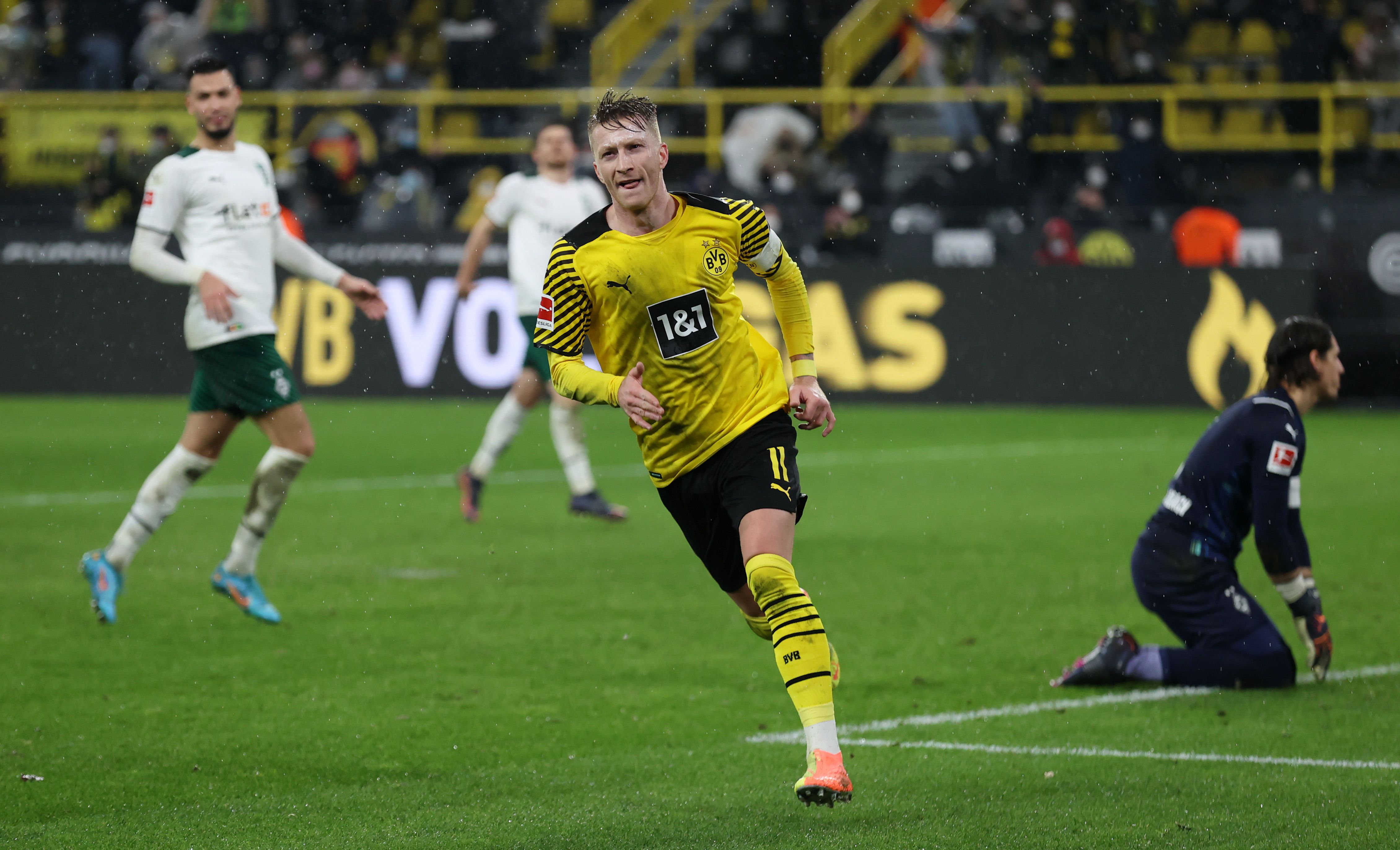 Marco Reus of Borussia Dortmund celebrates