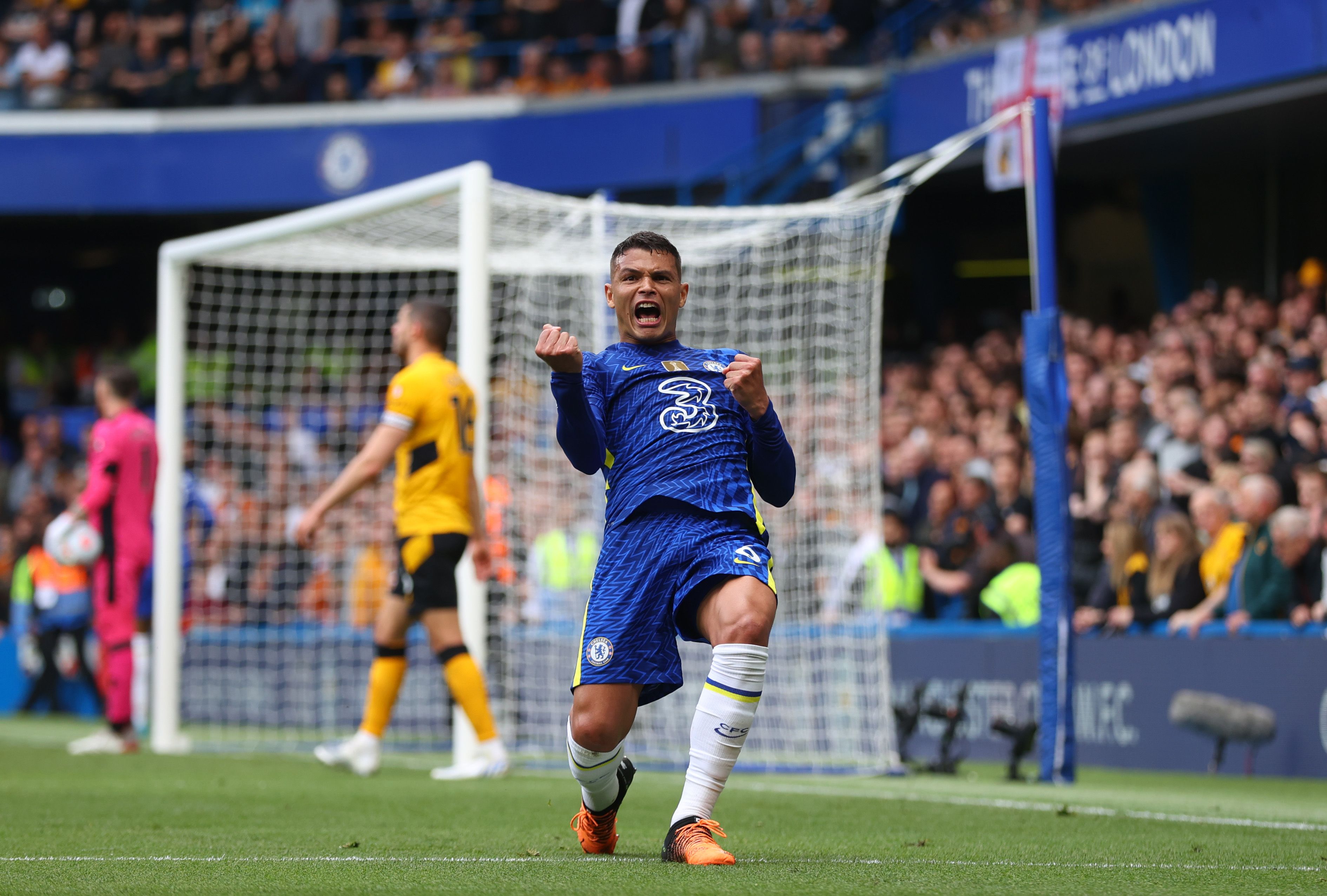 Silva celebrates for Chelsea
