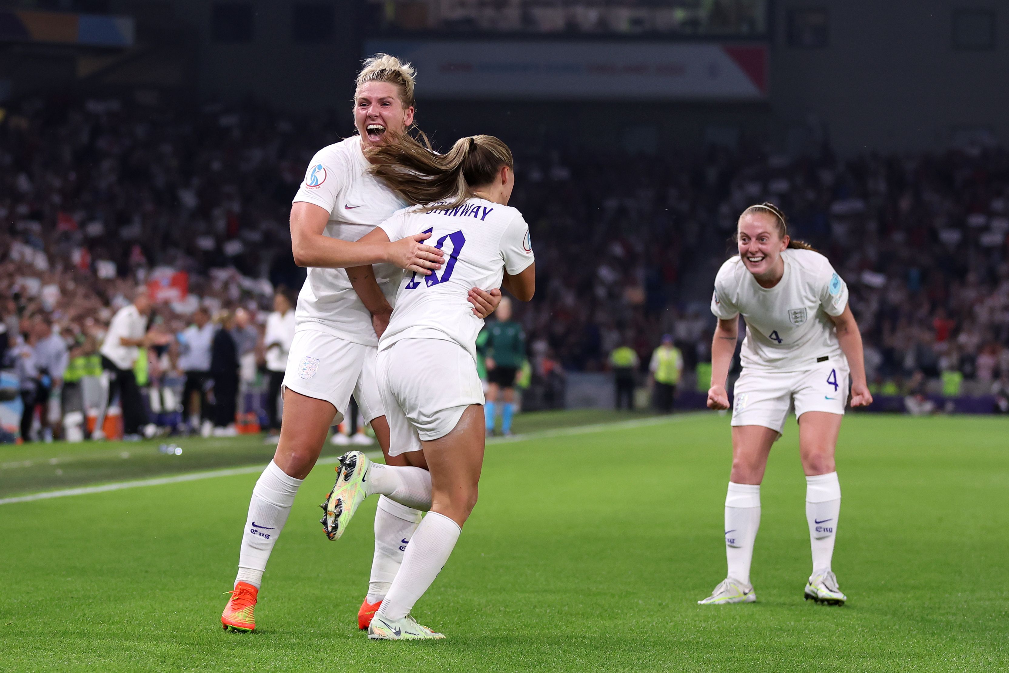England's Georgia Stanway and Millie Bright