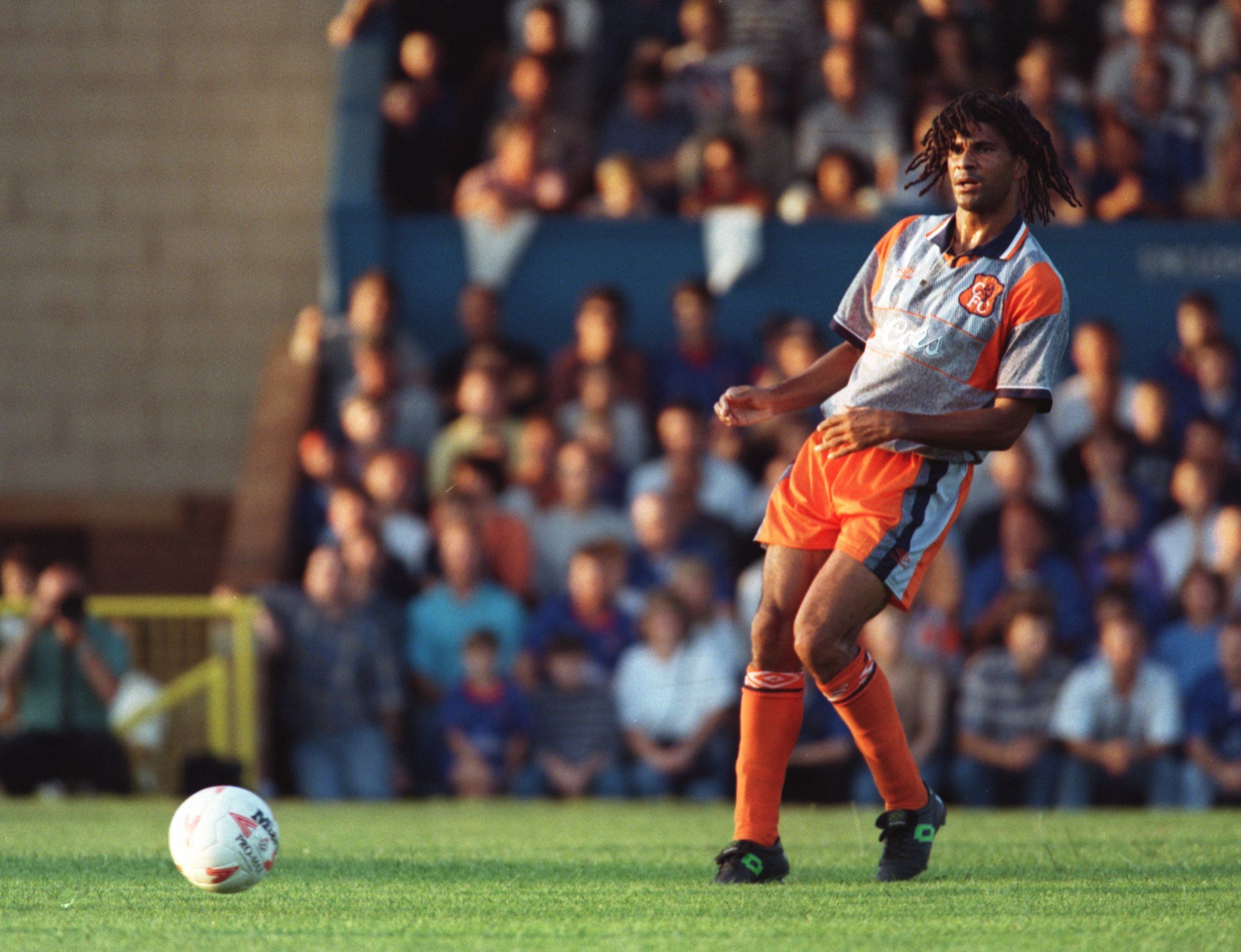  RUUD GULLIT OF HOLLAND IN ACTION FOR HIS NEW CLUB CHELSEA DURING A PRE SEASON FRIENDLY MATCH AGAINST GILLINGHAM 