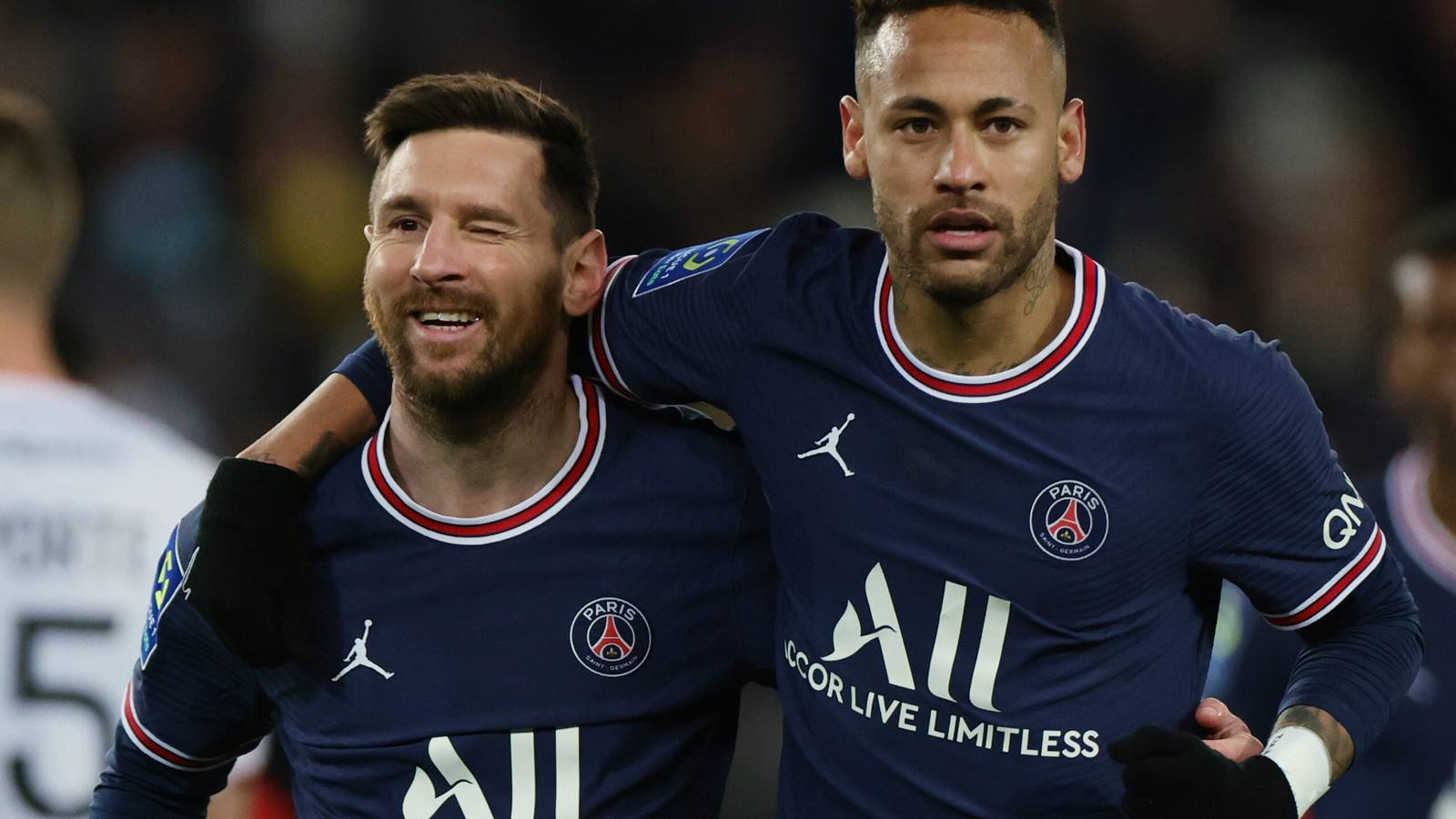 Messi, Ronaldo: Who has the most CL goals & assists since 2017?