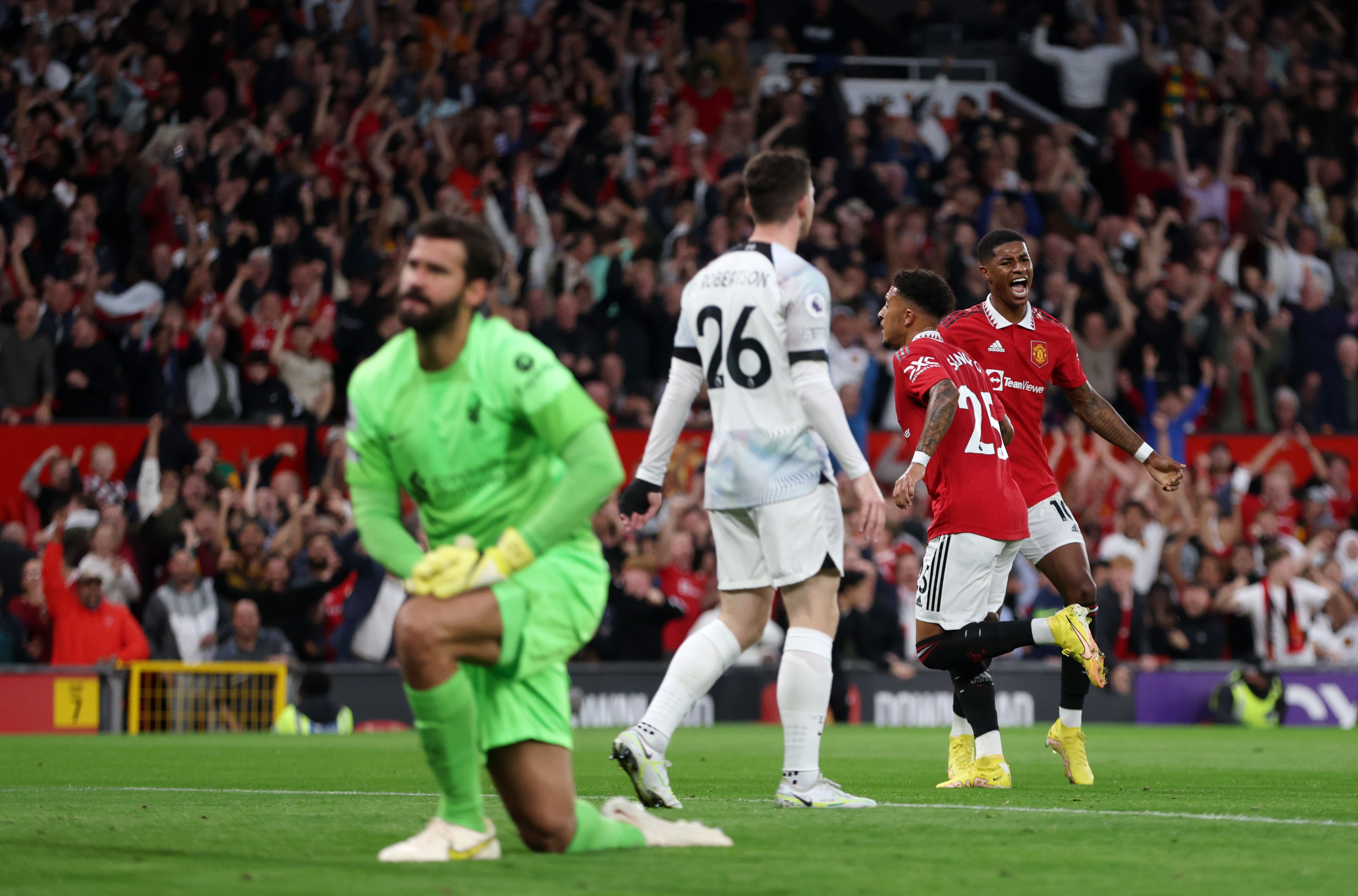 Manchester United celebrate goal vs Liverpool