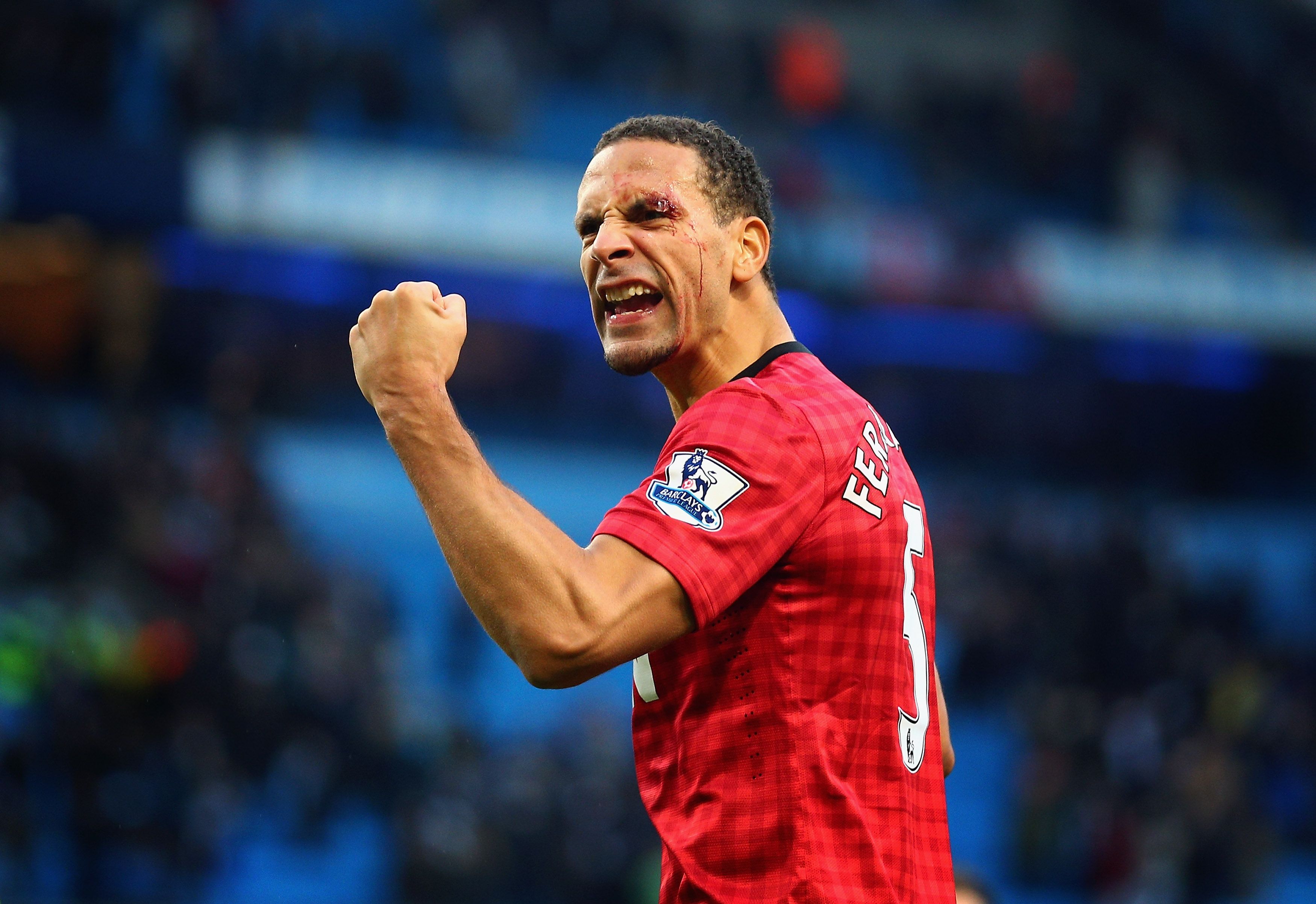  Rio Ferdinand of Manchester United celebrates
