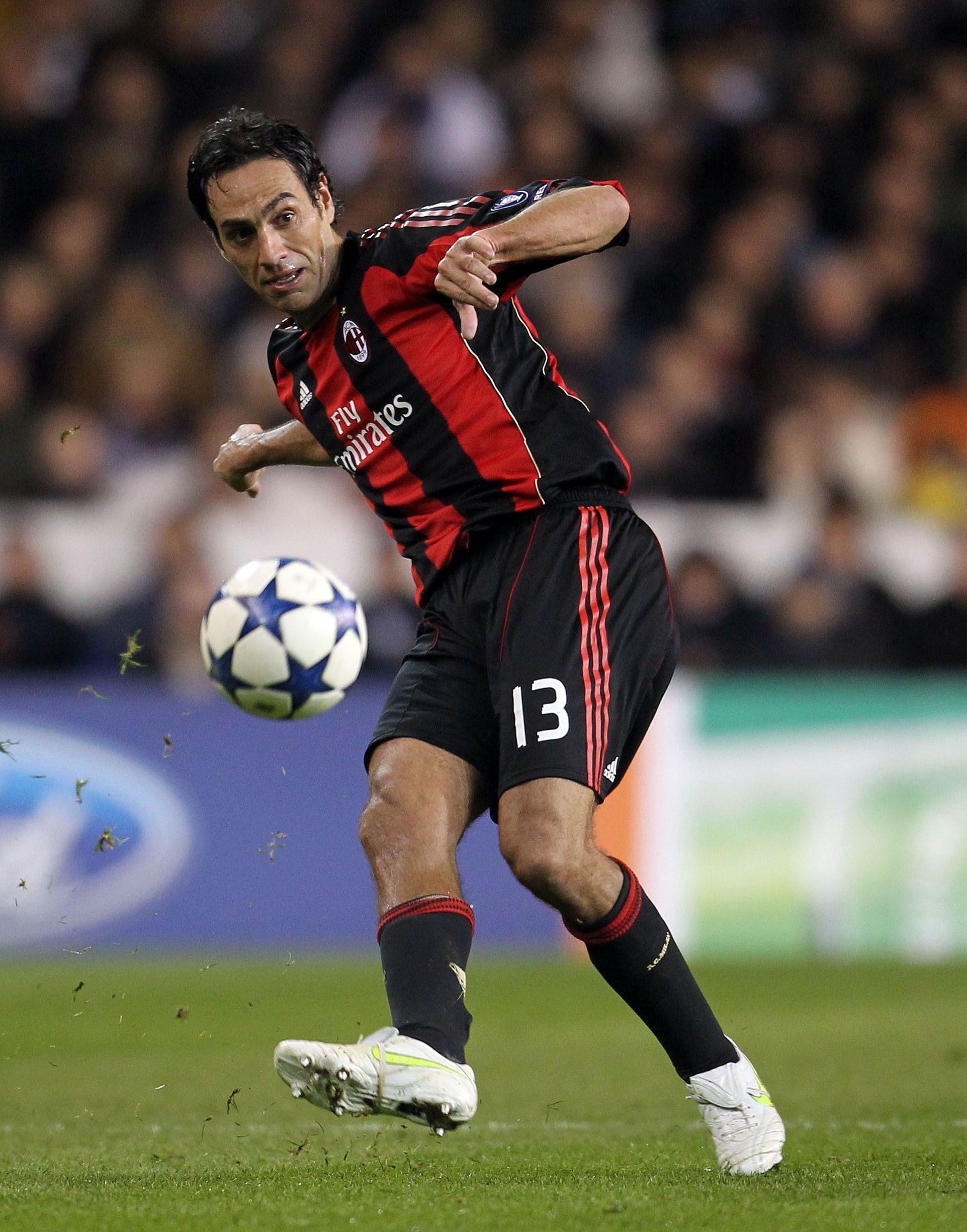 Nesta plays a pass for AC Milan.