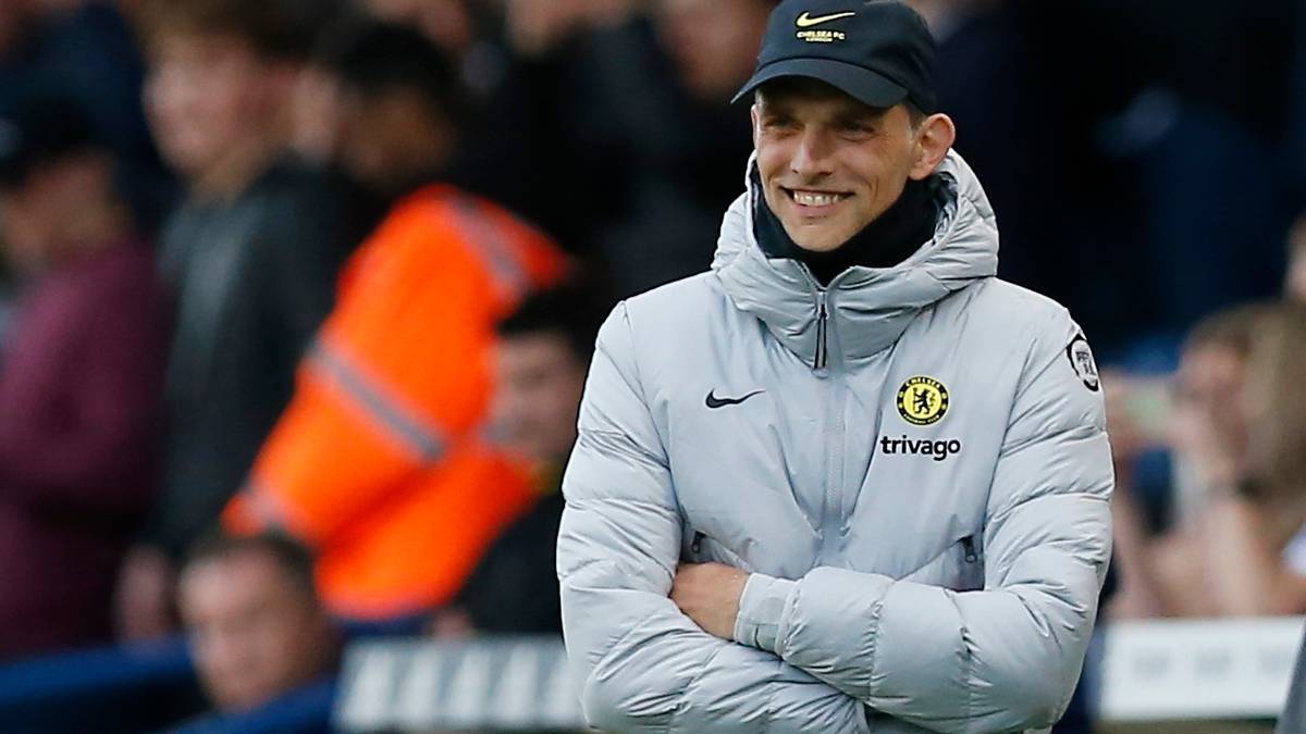 Chelsea move for £230k-a-week star 'could happen in final hours'