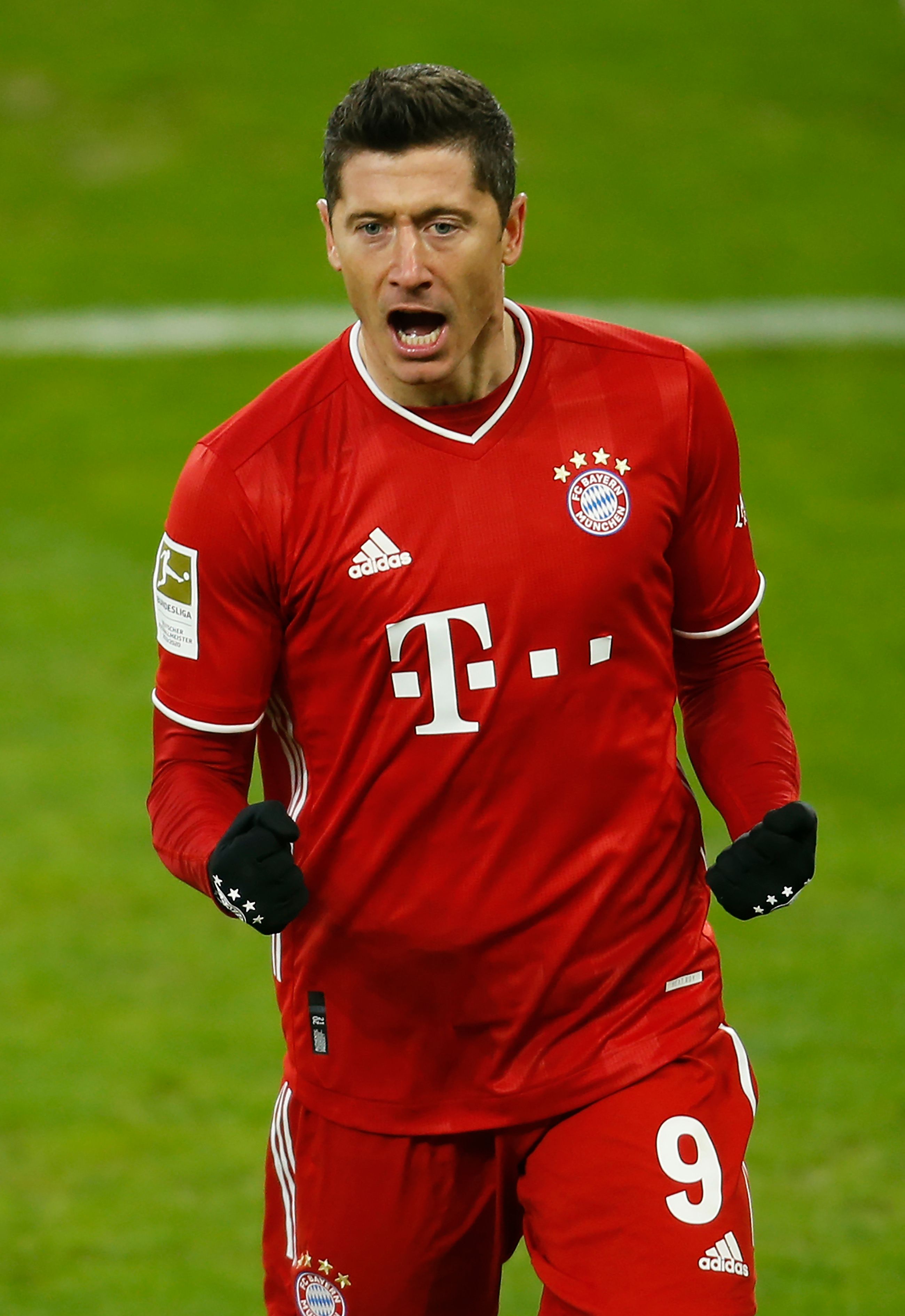 Robert Lewandowski celebrates a Bayern goal