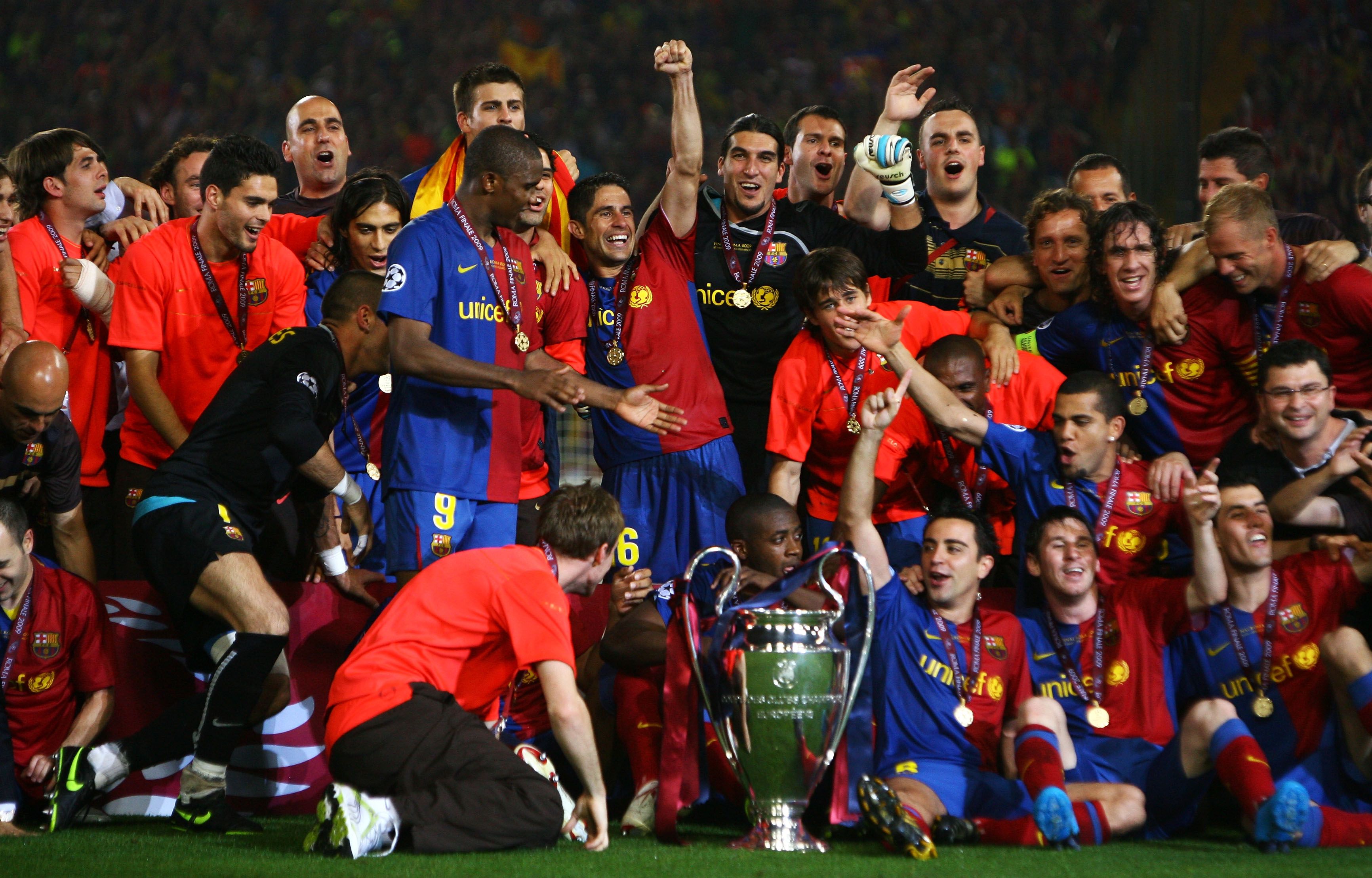 Barcelona celebrate beating Man Utd in 2009 UCL final