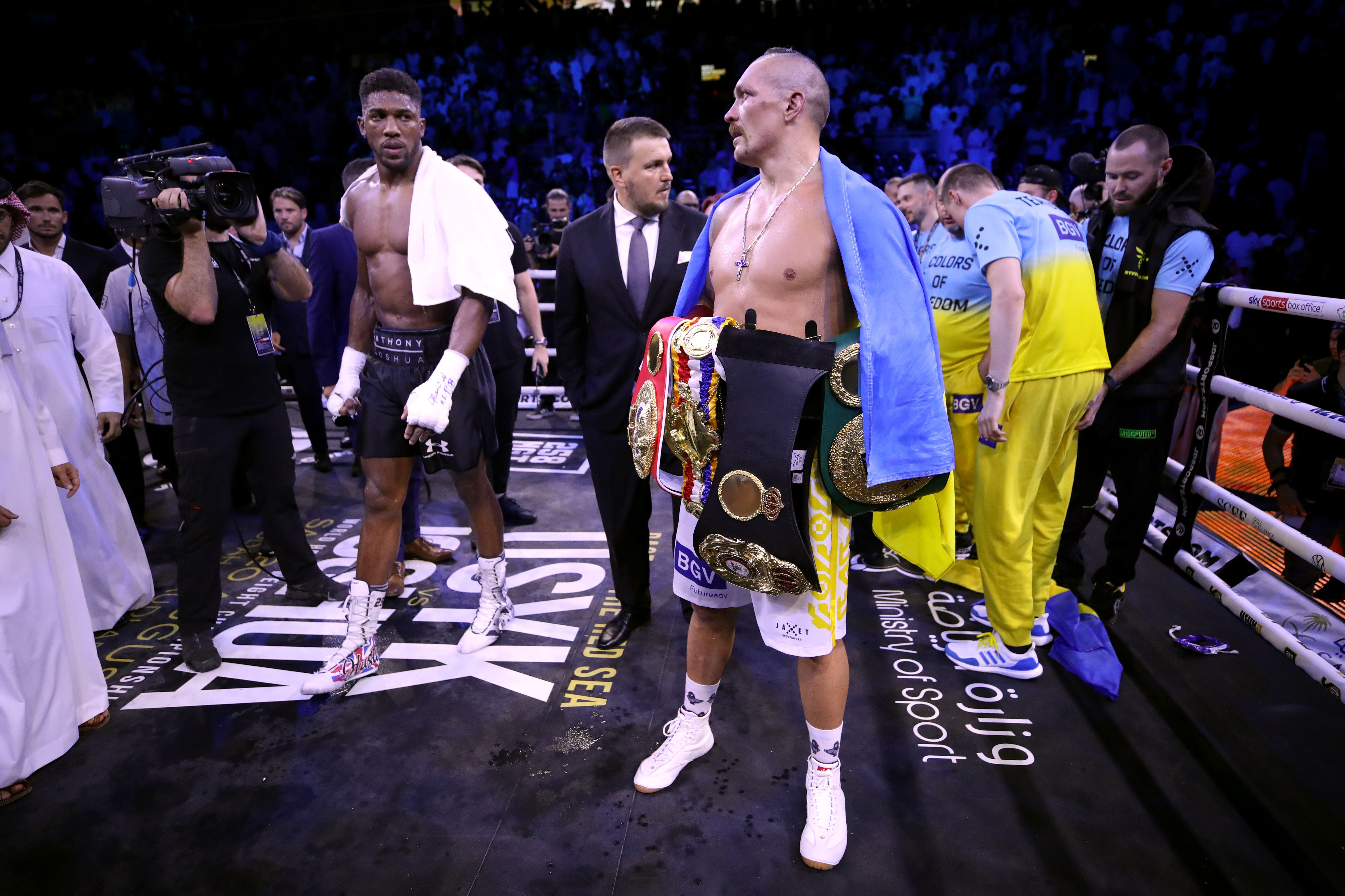 Will Usyk Retire?  Eddie Hearn'S Honest And Surprising Answer! - lirkfg4