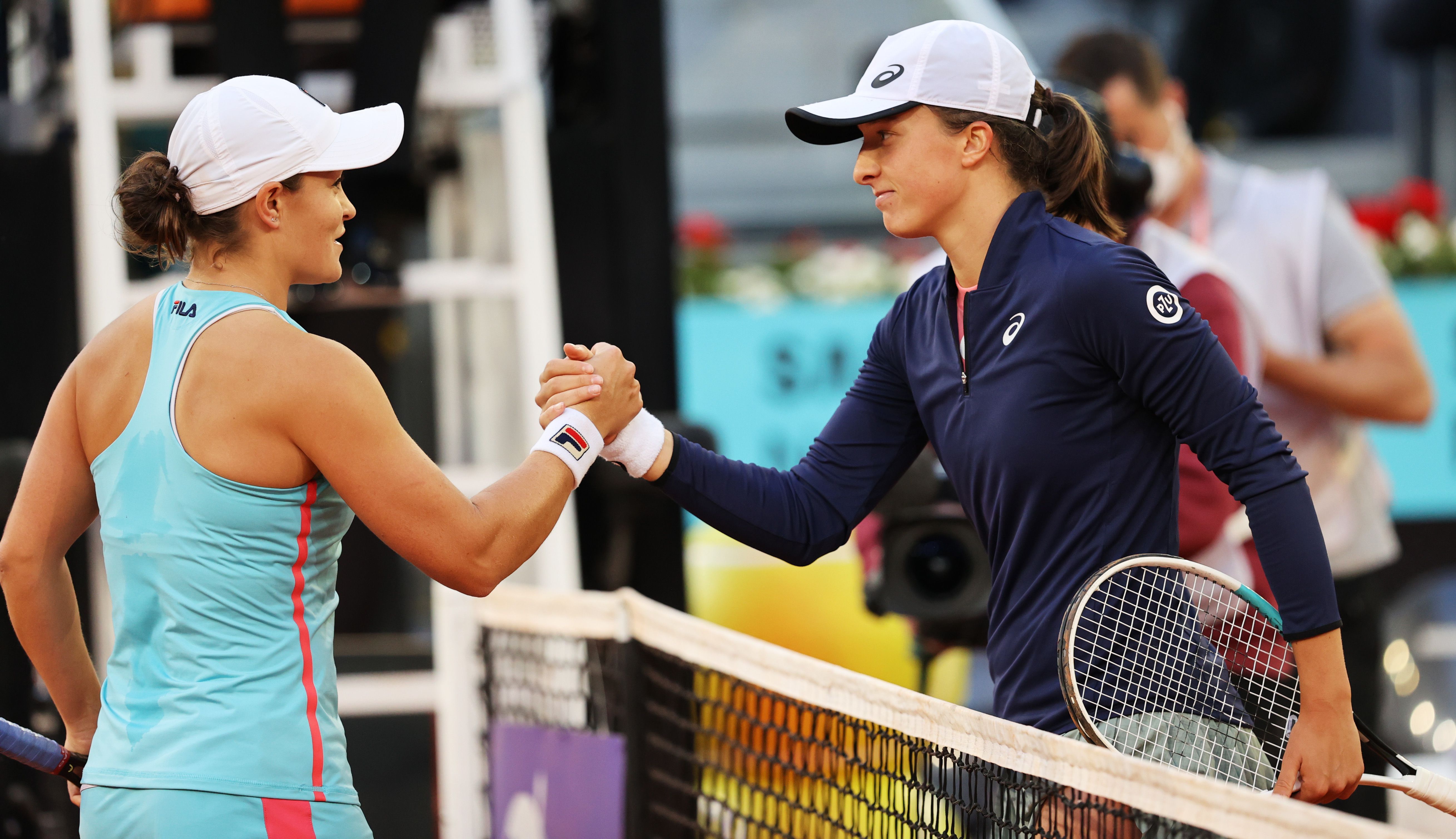 Iga Świątek and Ashleigh Barty at the Madrid Open