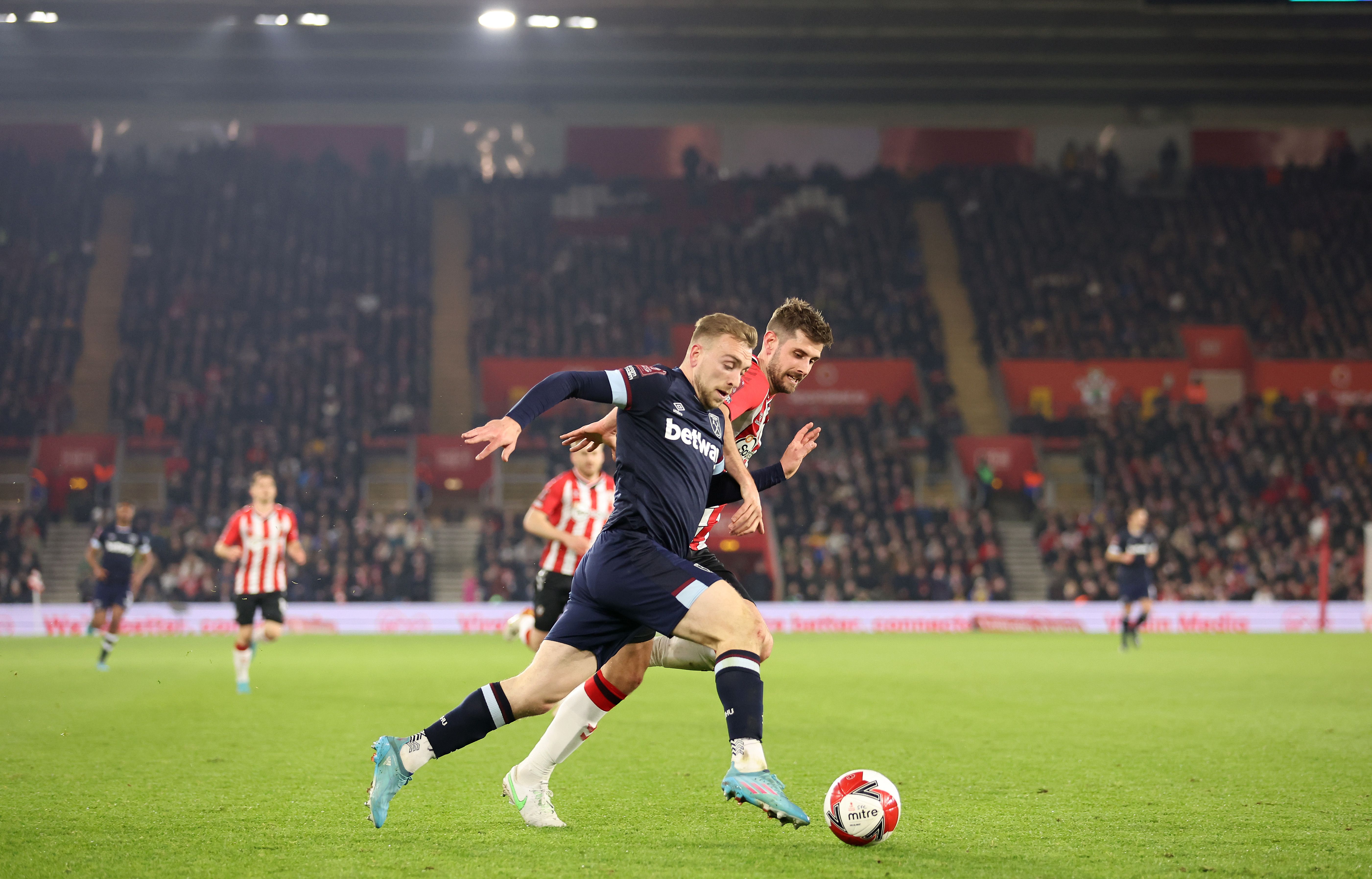 Jarrod Bowen of West Ham runs with the ball during the Emirates FA Cup Fifth Round match