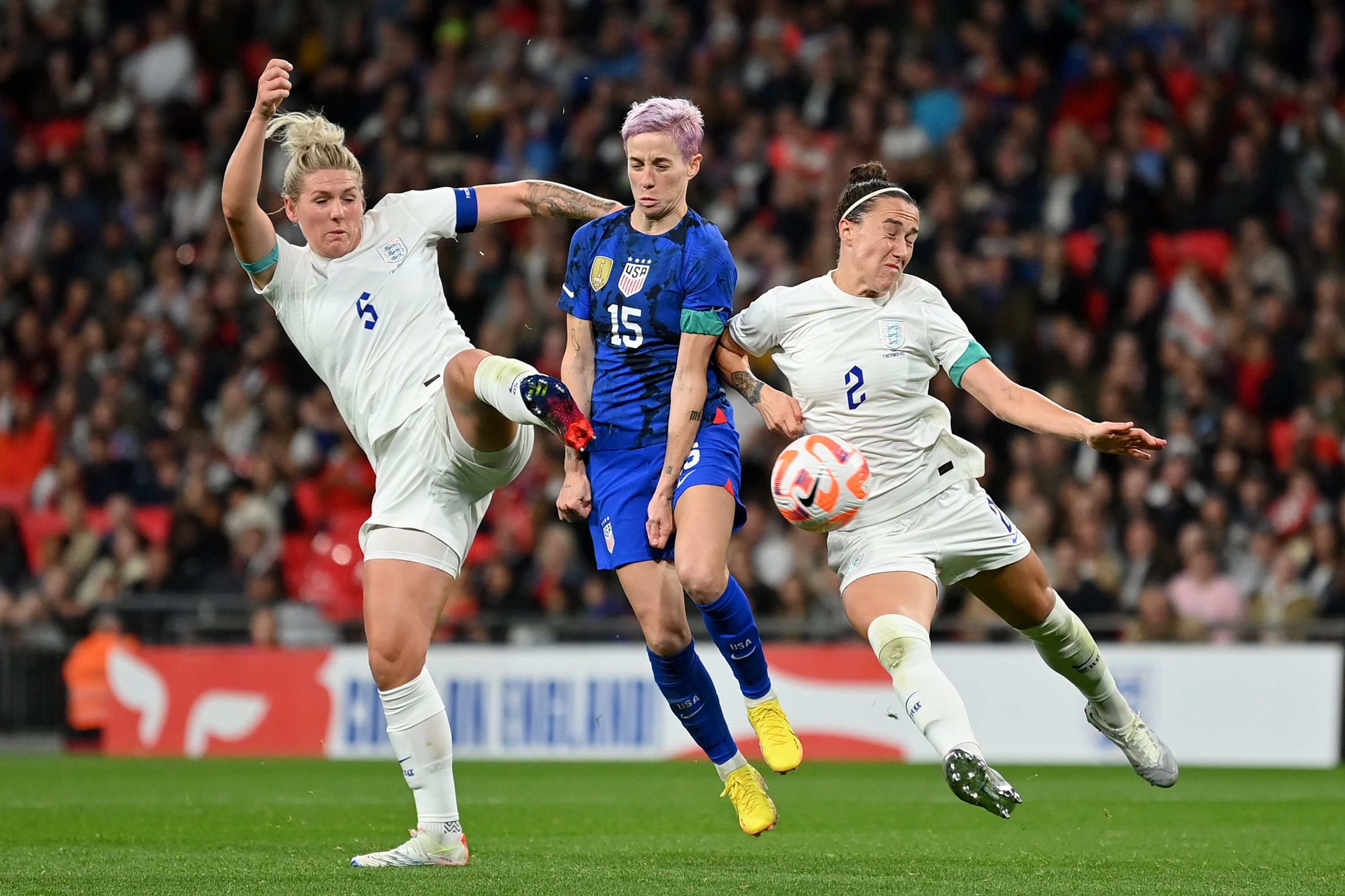 England 21 USA Fans divided as Megan Rapinoe booed off at Wembley