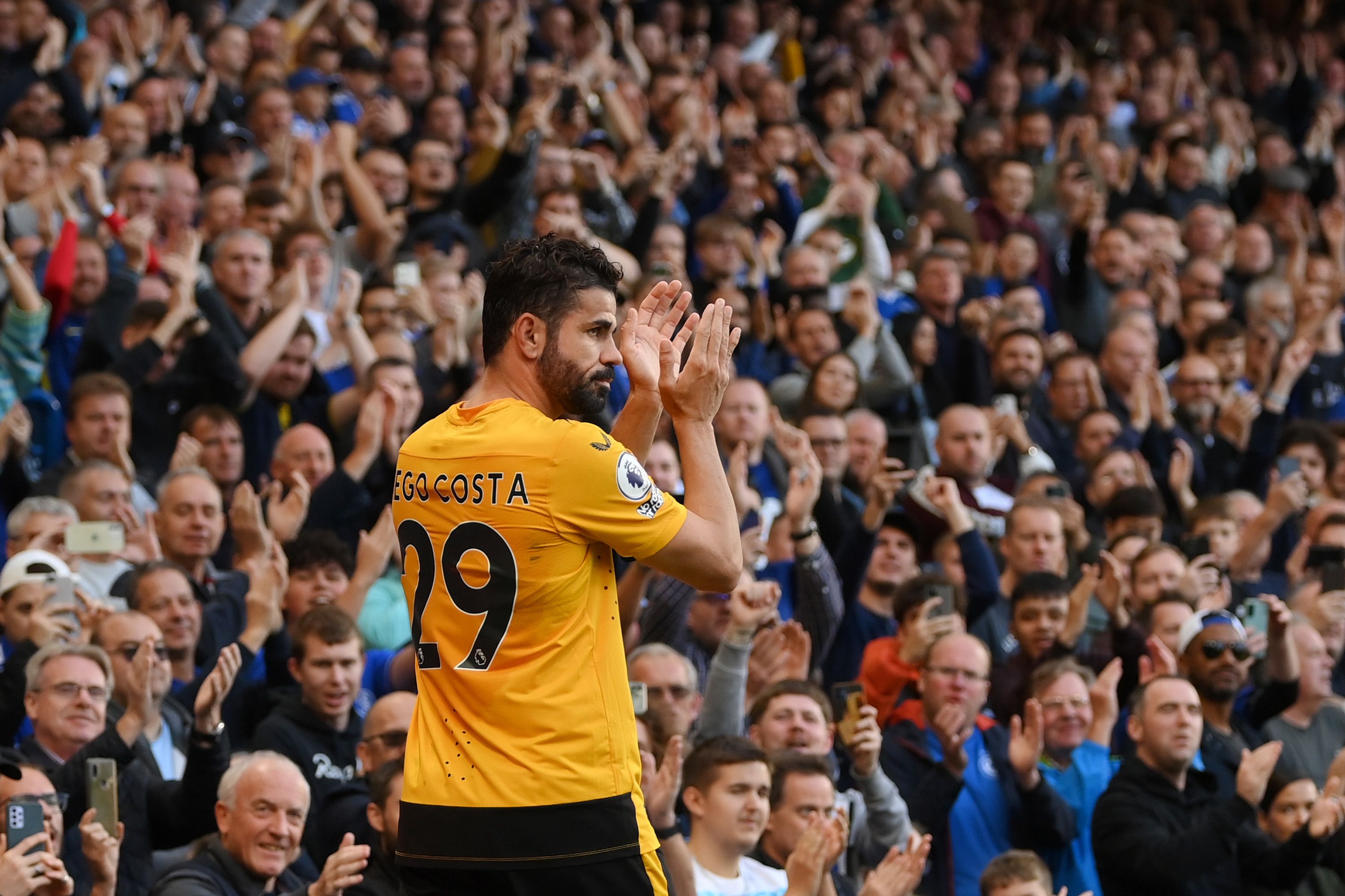 Chelsea 3-0 Wolves: Diego Costa Got Standing Ovation After Being Subbed Off