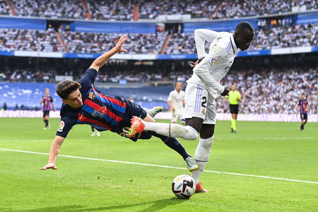 El Clasico: Gavi was floored by 2 Real Madrid players & angered Benzema
