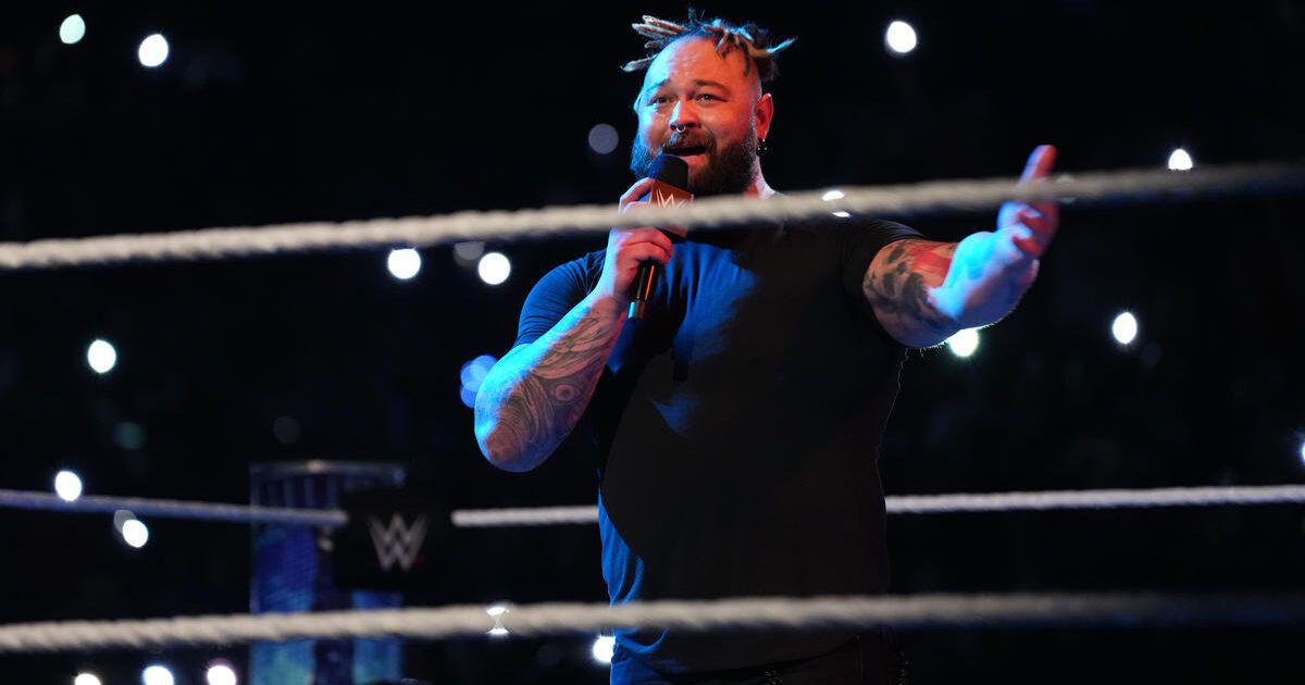 Bray Wyatt returned to SmackDown last night