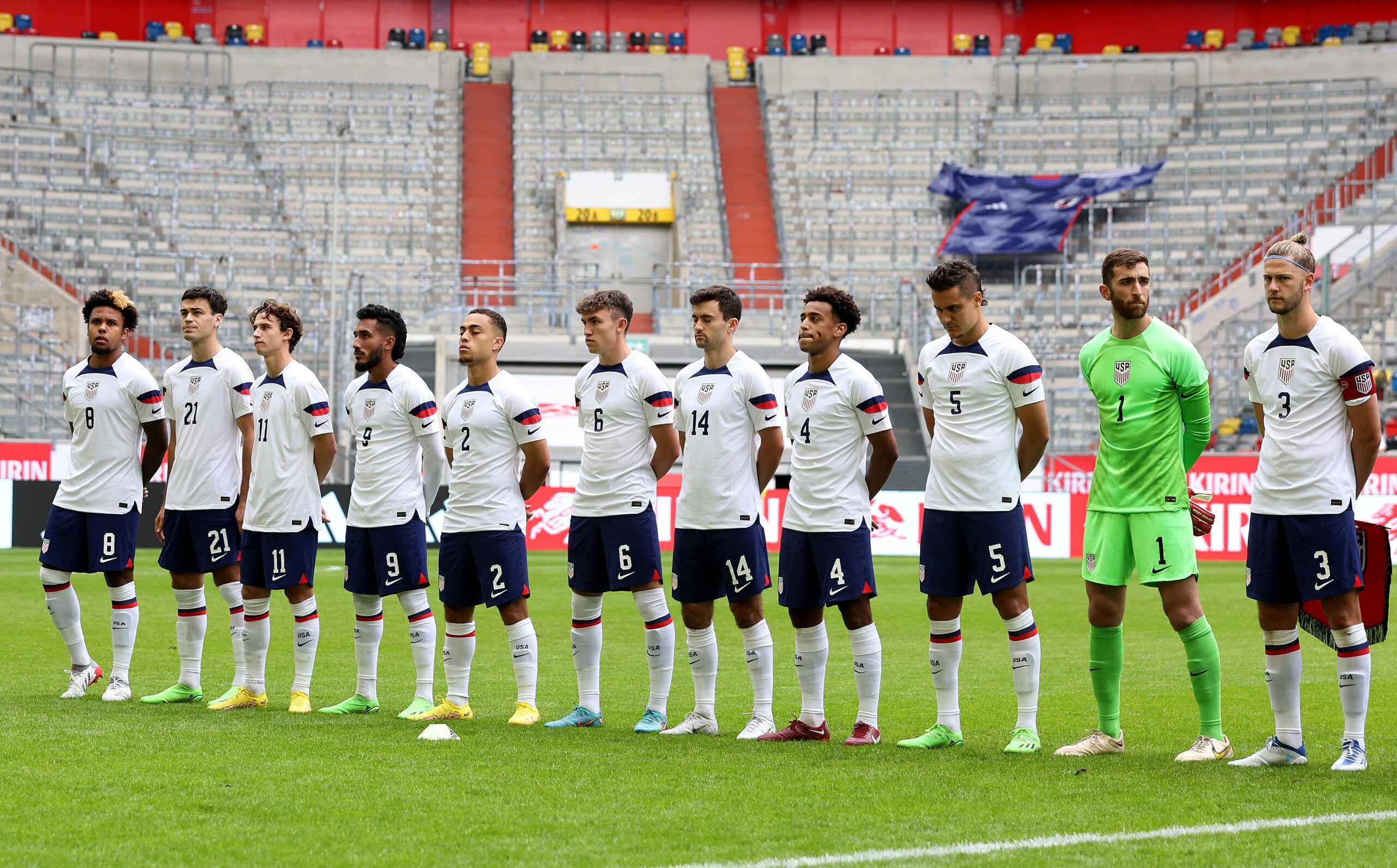 USMNT forward Christian Pulisic forced to wear Patrick Mahomes jersey after  Chiefs' Super Bowl win, reveals Chelsea team-mate Reece James