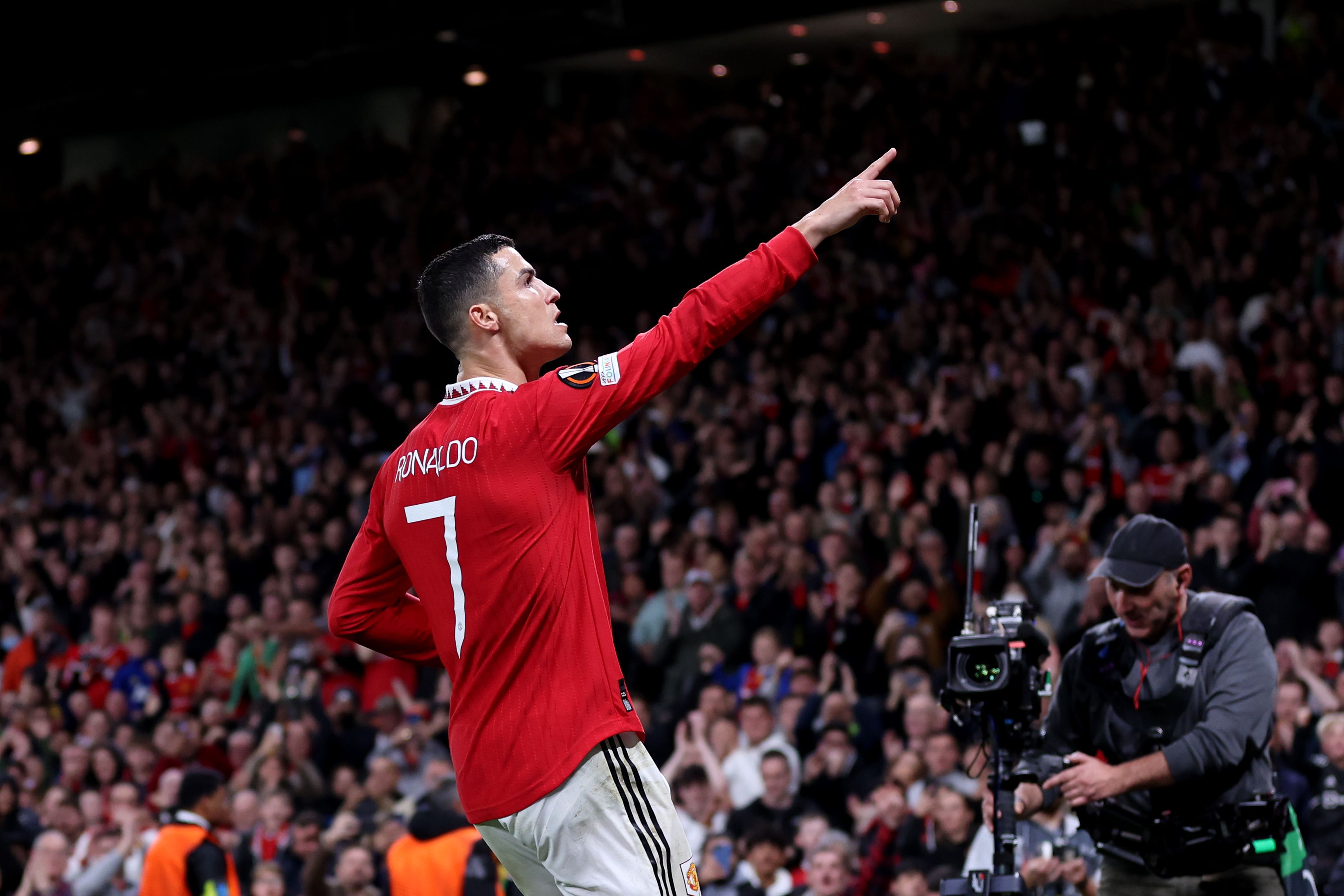 Cristiano Ronaldo celebrates goal for Man Utd