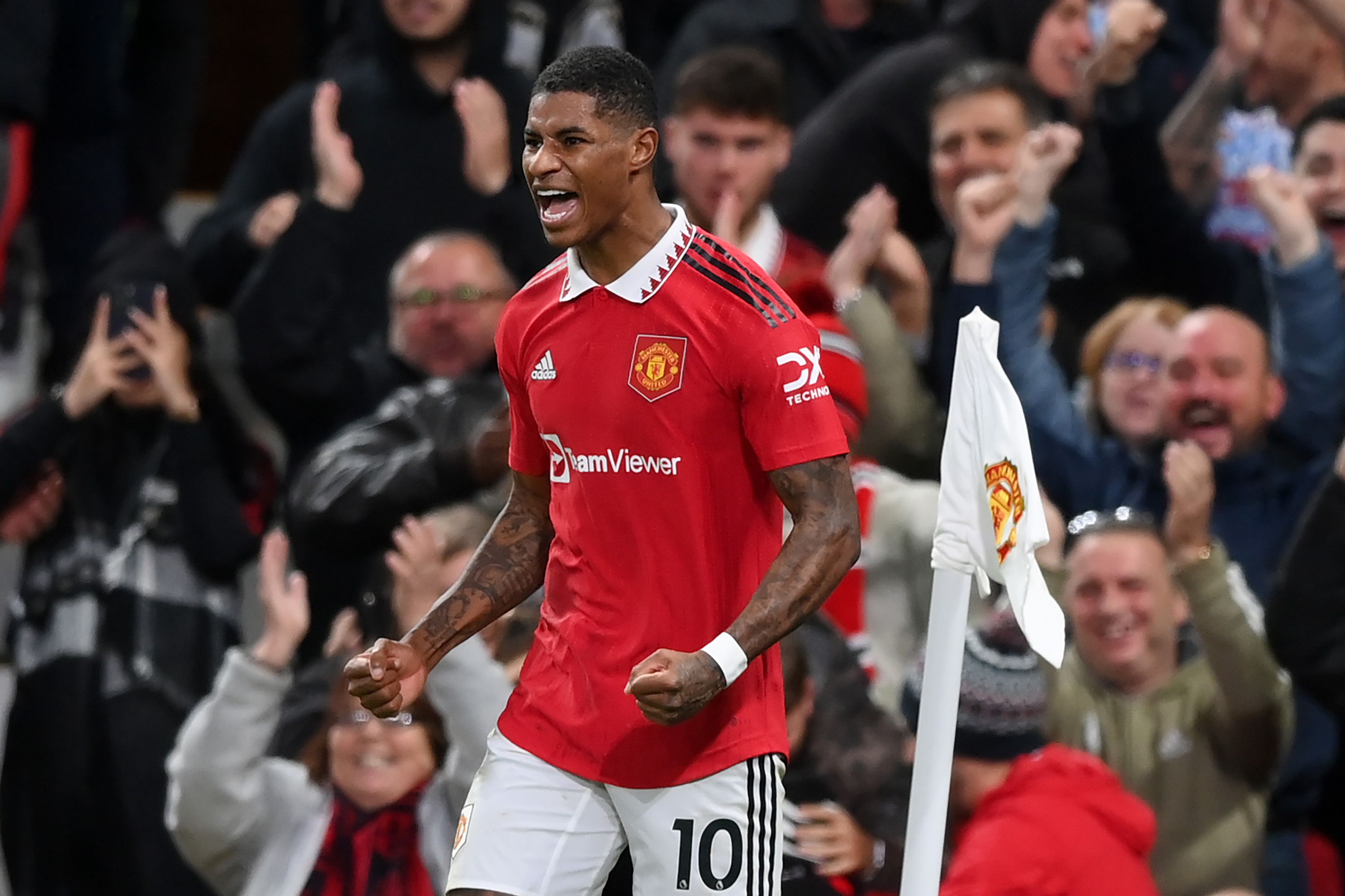 Marcus Rashford of Manchester United celebrates after scoring their team's first goal 
