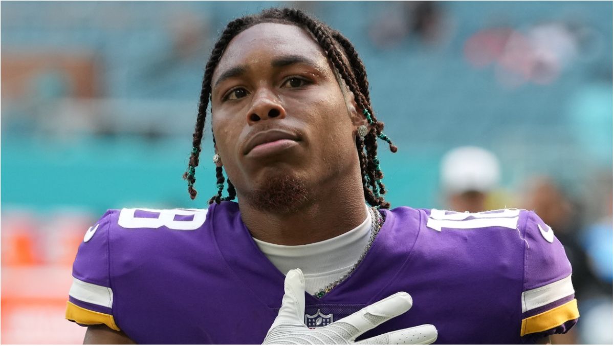 Minnesota Vikings wide receiver Justin Jefferson (18) catches a pass during  pregame warmups pri …