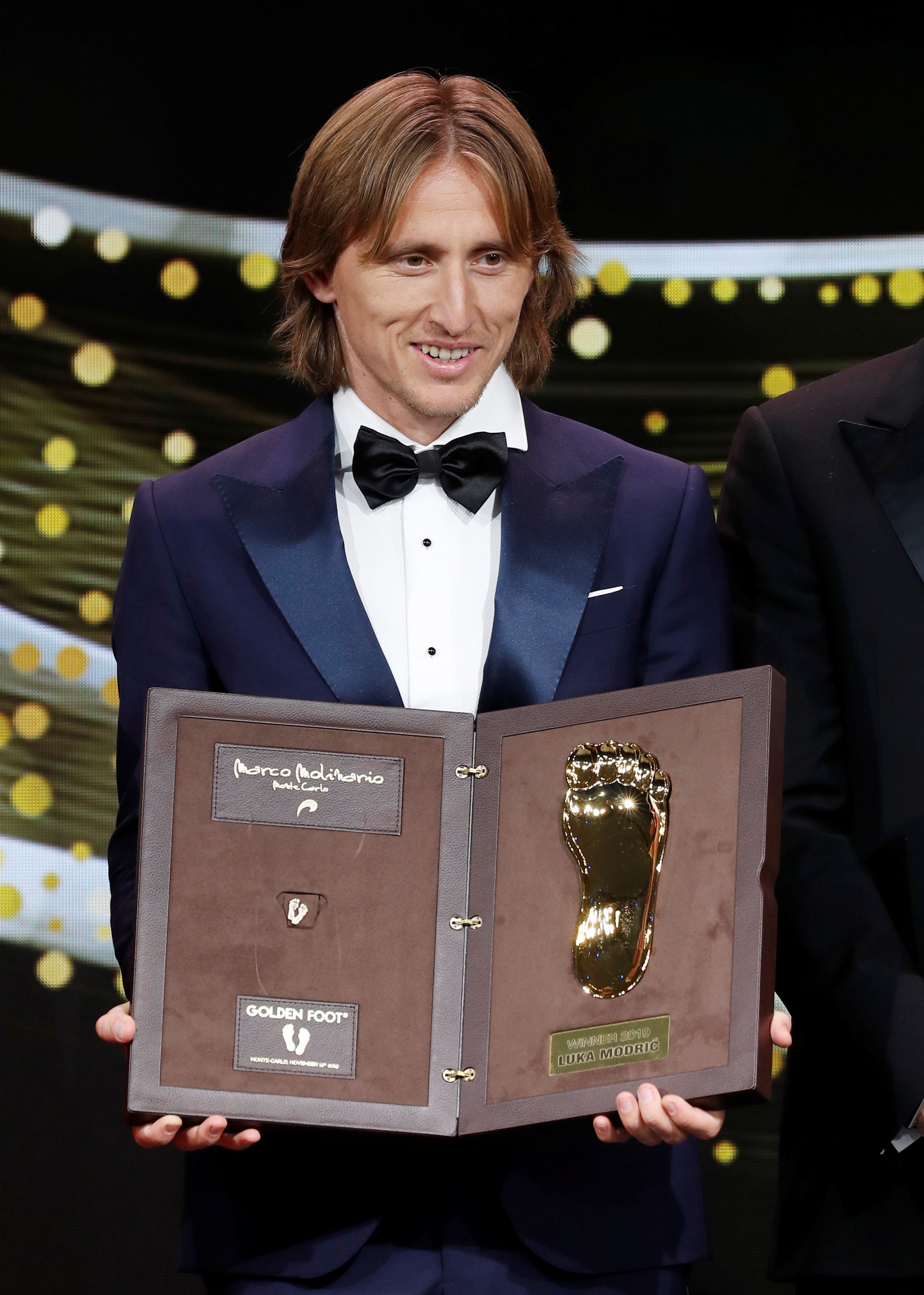 Luka Modric with the 2022 Golden Foot Award