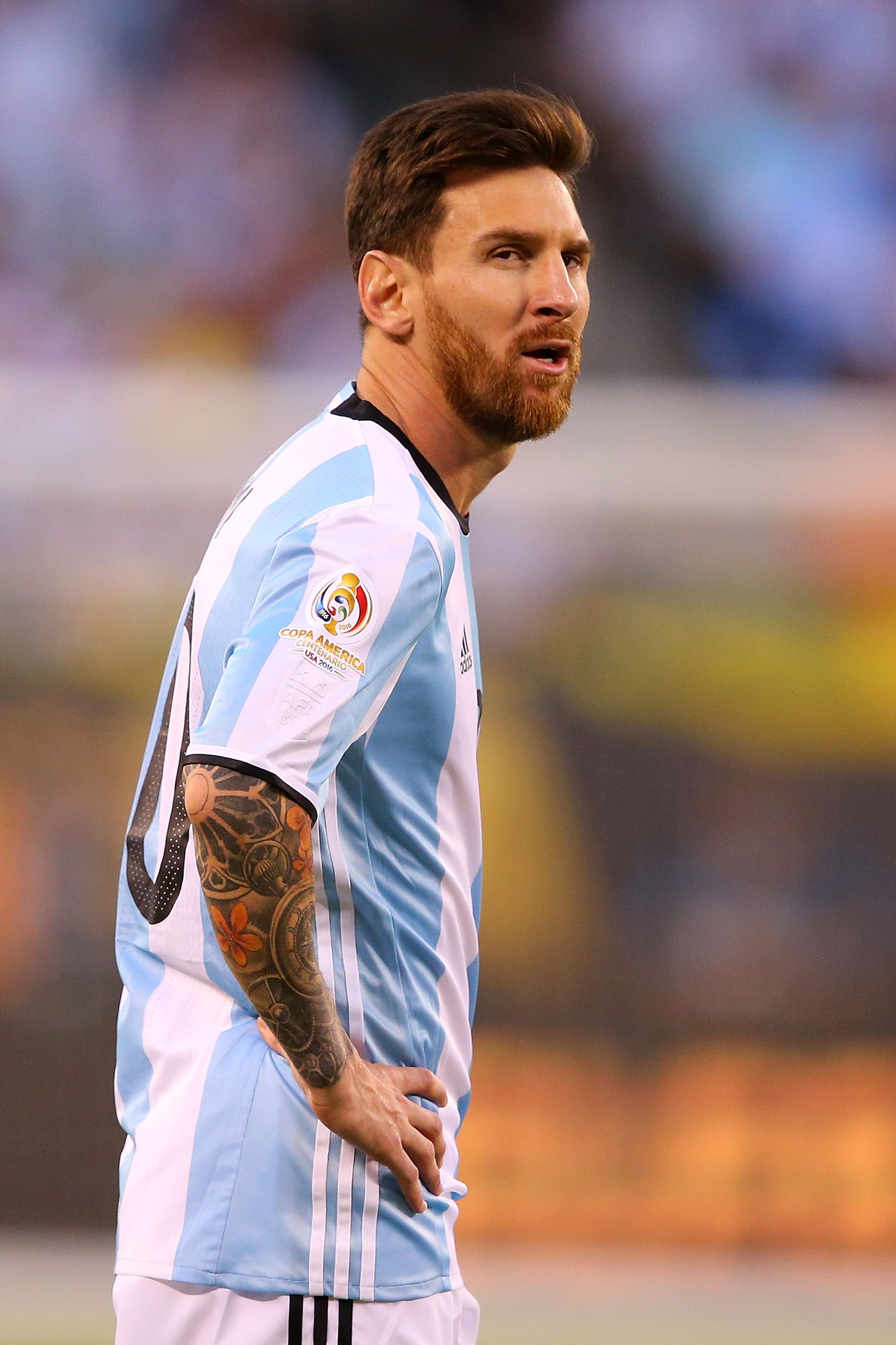 Messi observa la final de la Copa América 2016.