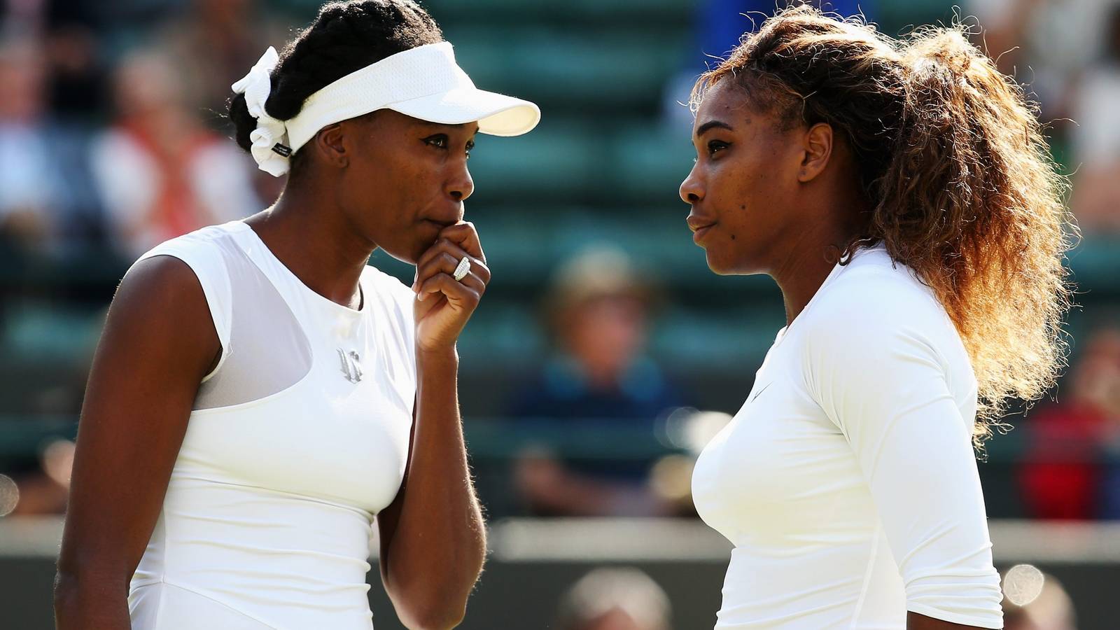 Williams Did these iconic tennis players win more than 10 Grand Slams?