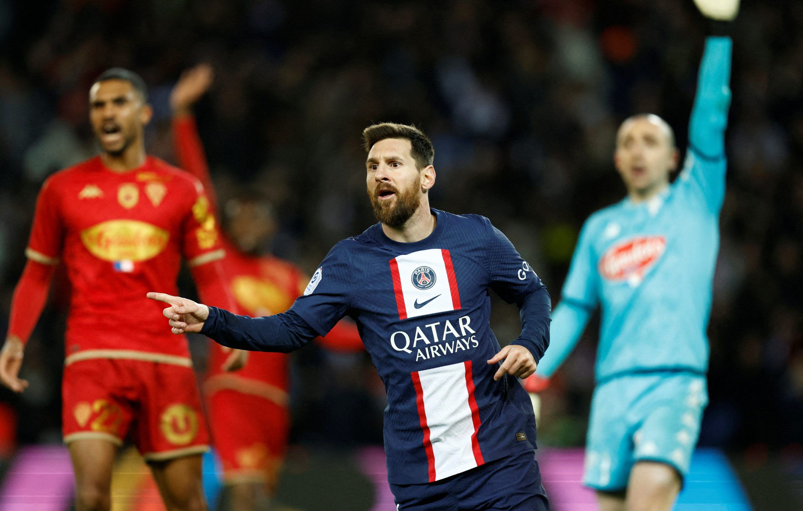 Lionel Messi's Paris Saint-Germain goal was his great but his touch in warm  up whilst wearing Pele tribute shirt was even better