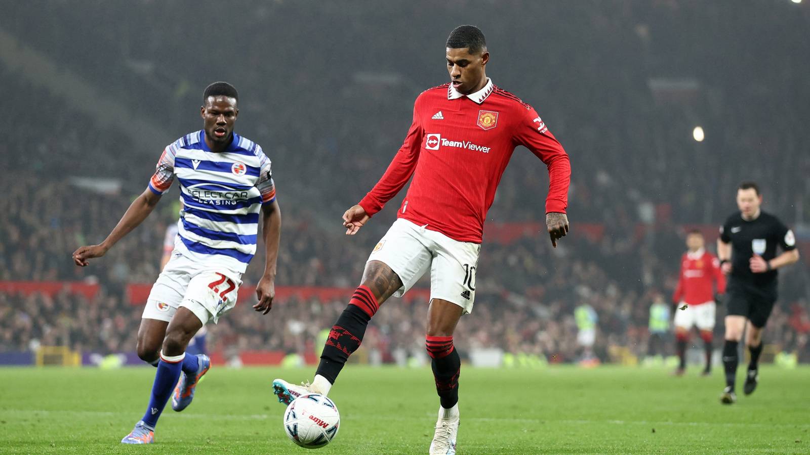 Marcus Rashford: Man Utd star's amazing skills vs Reading in FA Cup