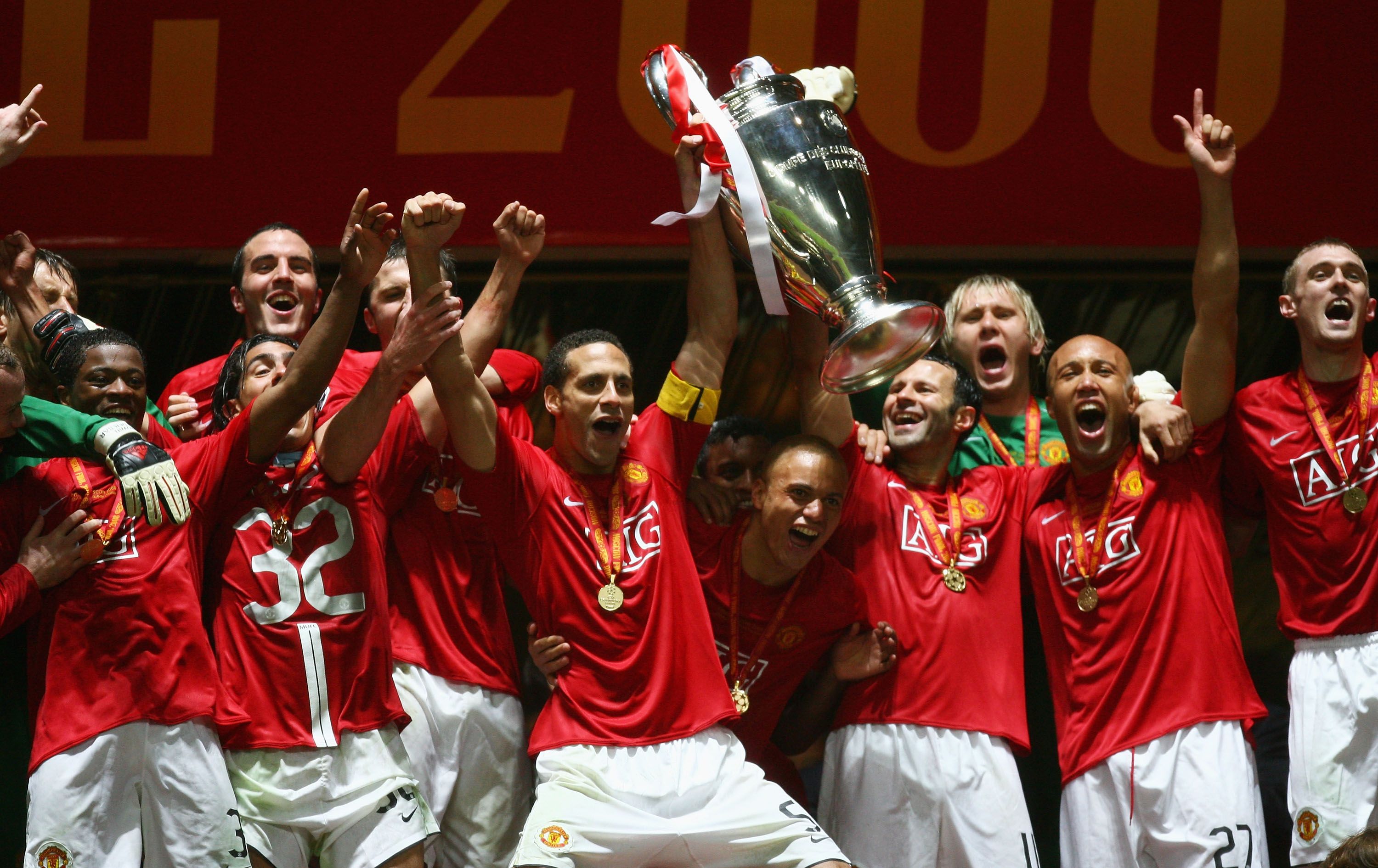 Liverpool or Man Utd? Which club has won the most trophies