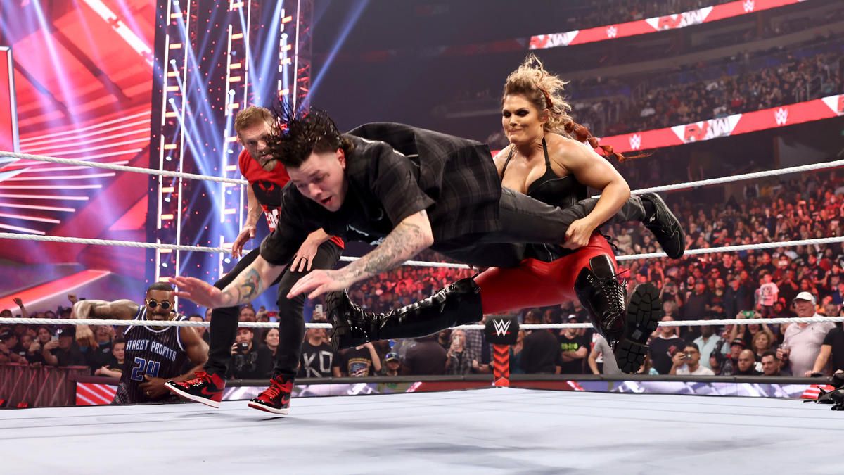 Wwe Raw: Dominik Mysterio Was Comedy Gold In Segment With Edge & Beth  Phoenix
