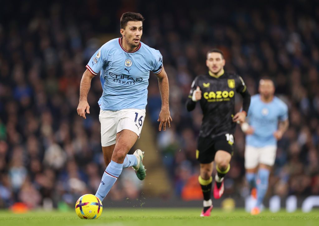 Rodri runs at Manchester City