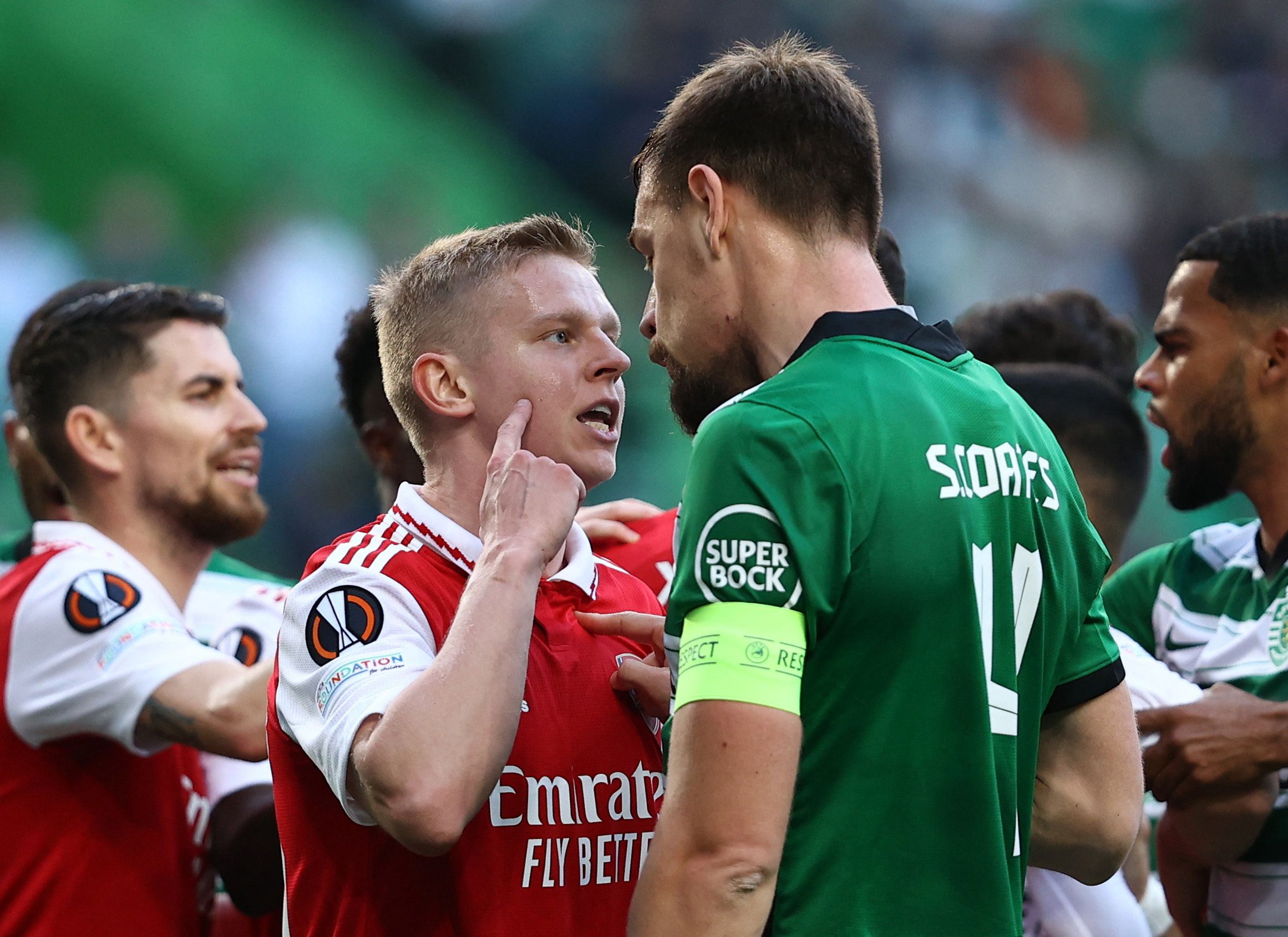 Zinchenko causes scuffle by taunting Sporting player after Arsenal's opener