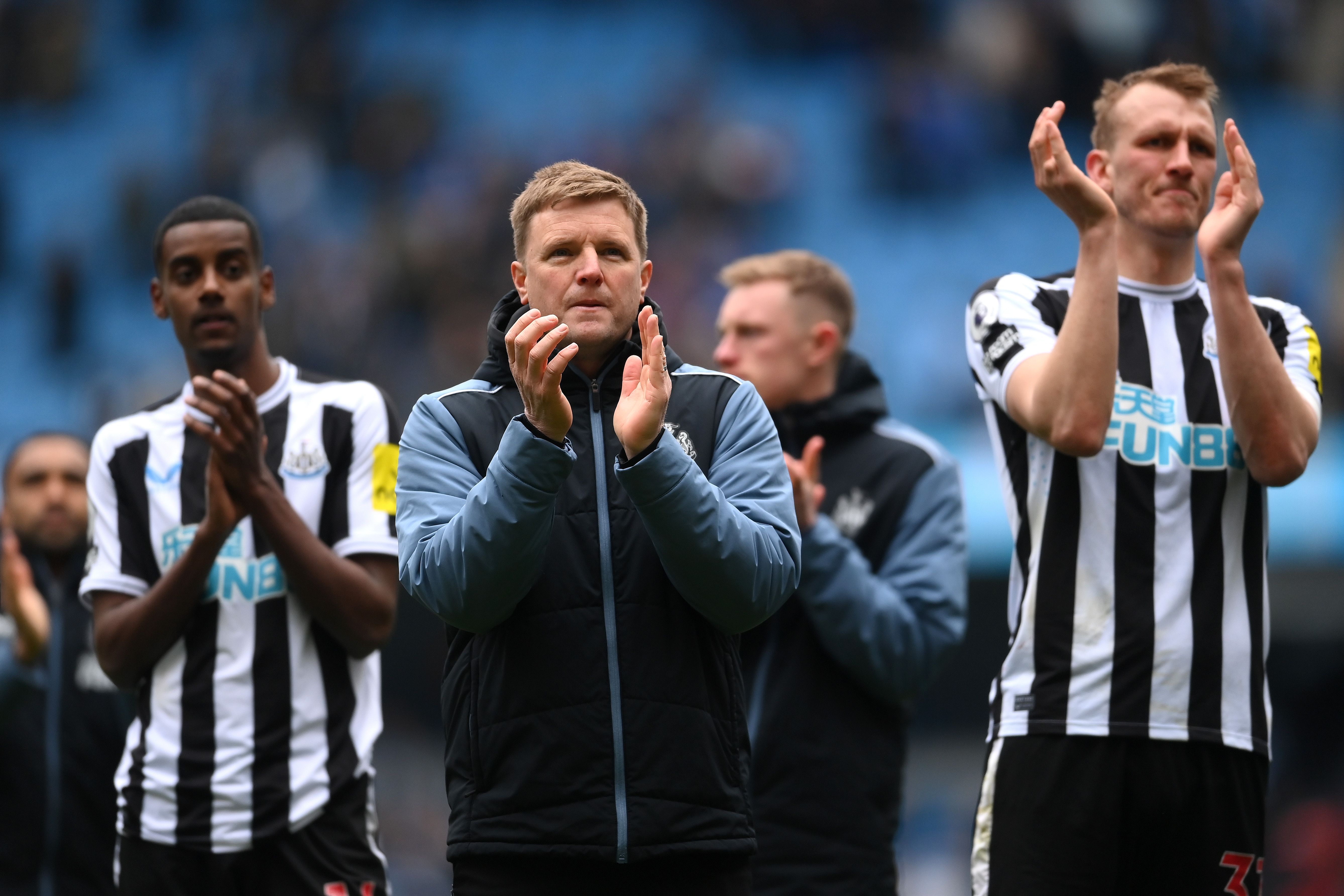 Newcastle: Jamie Carragher rips into Gary Neville for Eddie Howe question