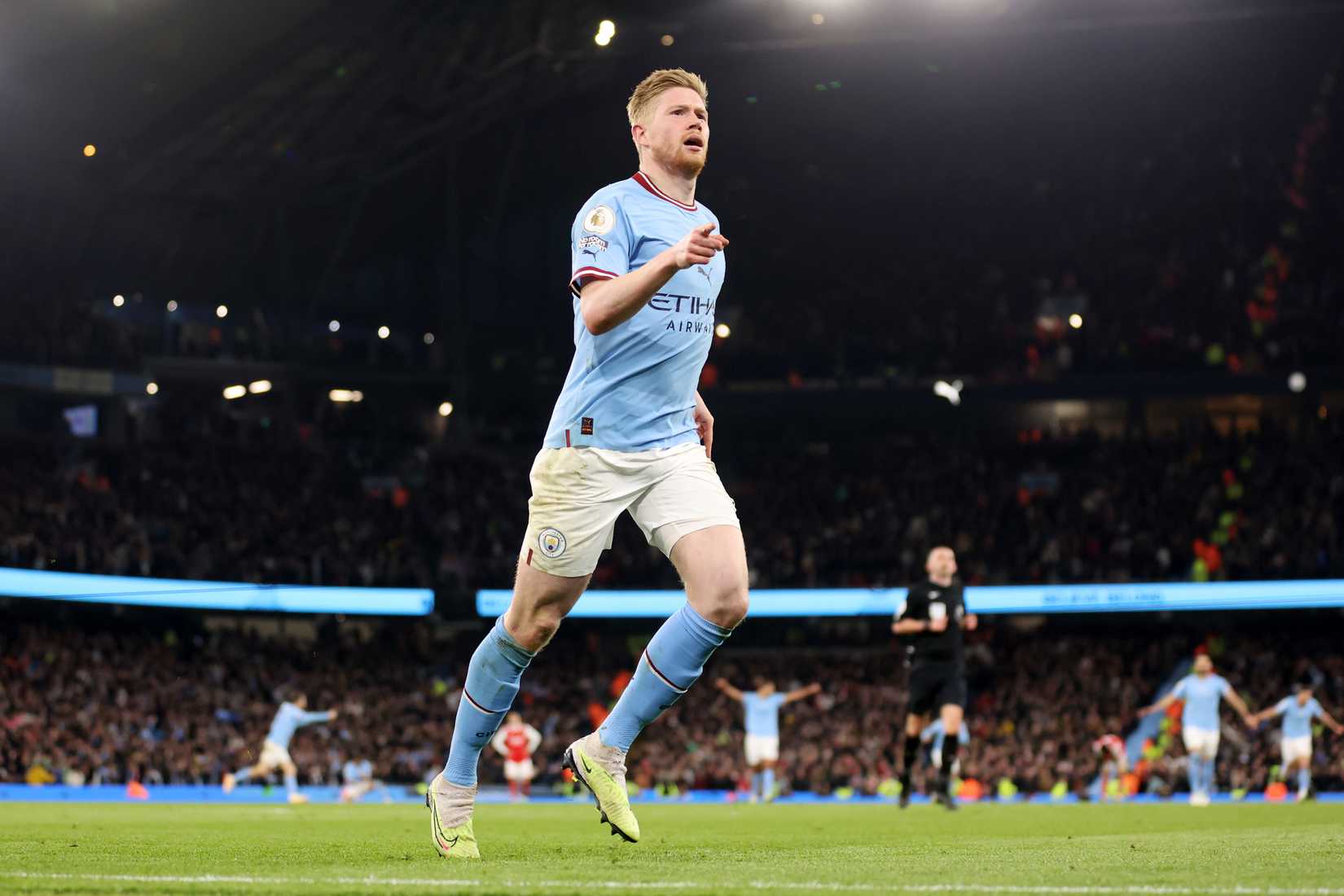 Kevin De Bruyne of Man City celebrates a goal vs Arsenal
