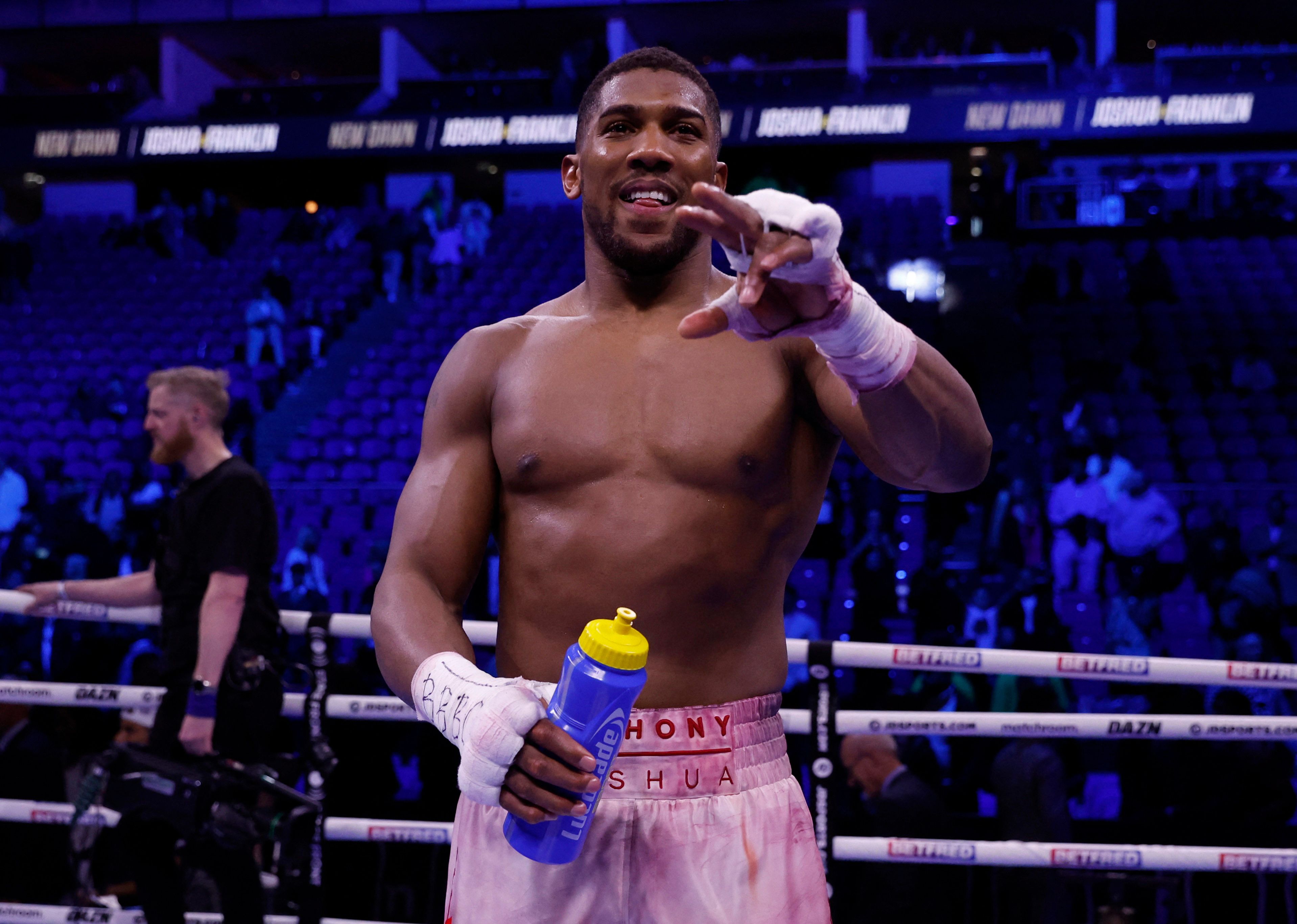 Anthony Joshua shows off his current physique without a fight lined up