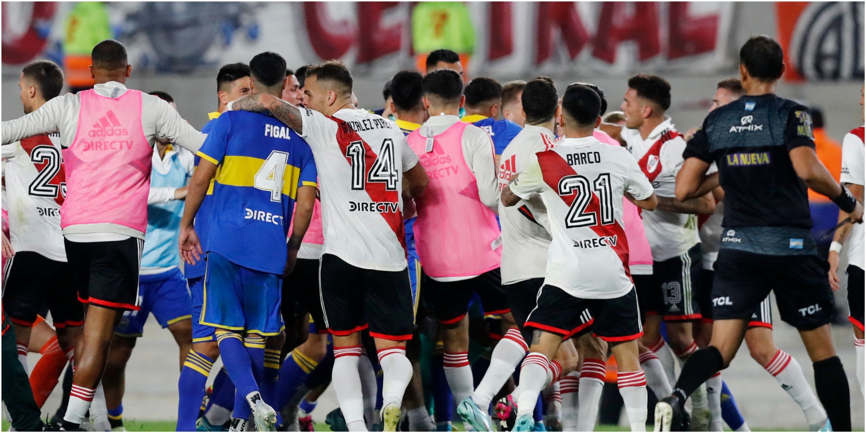 River Plate and Boca Juniors brawl