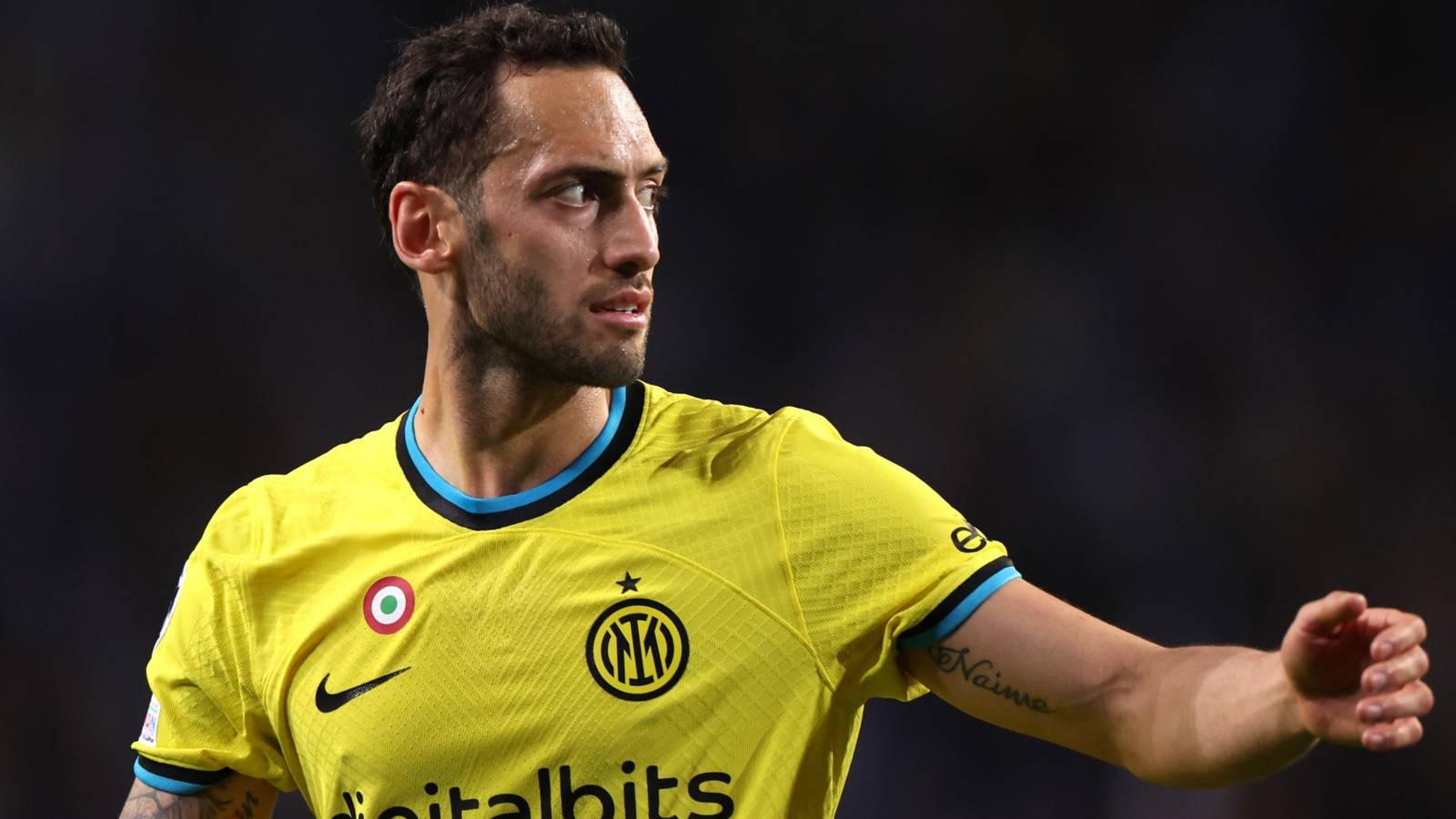 Inter Milan's Hakan Calhanoglu scores insane long-range goal vs Verona